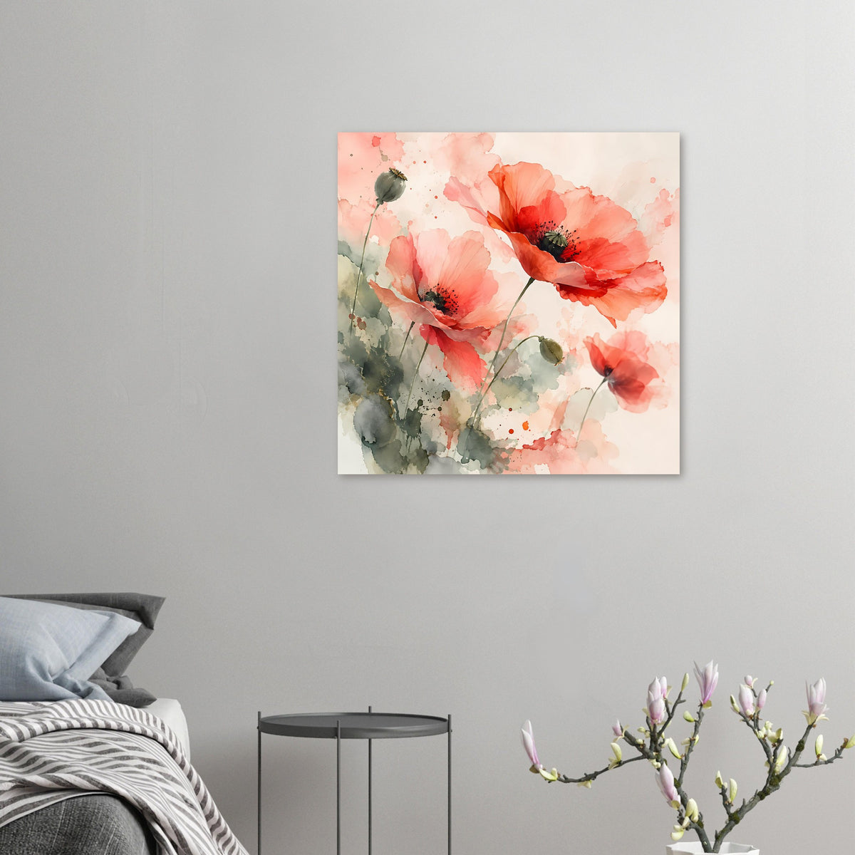 Kleines Aquarell-Poster mit Korallrosa Mohnblumen und grünen Knospen im Blumenmotiv