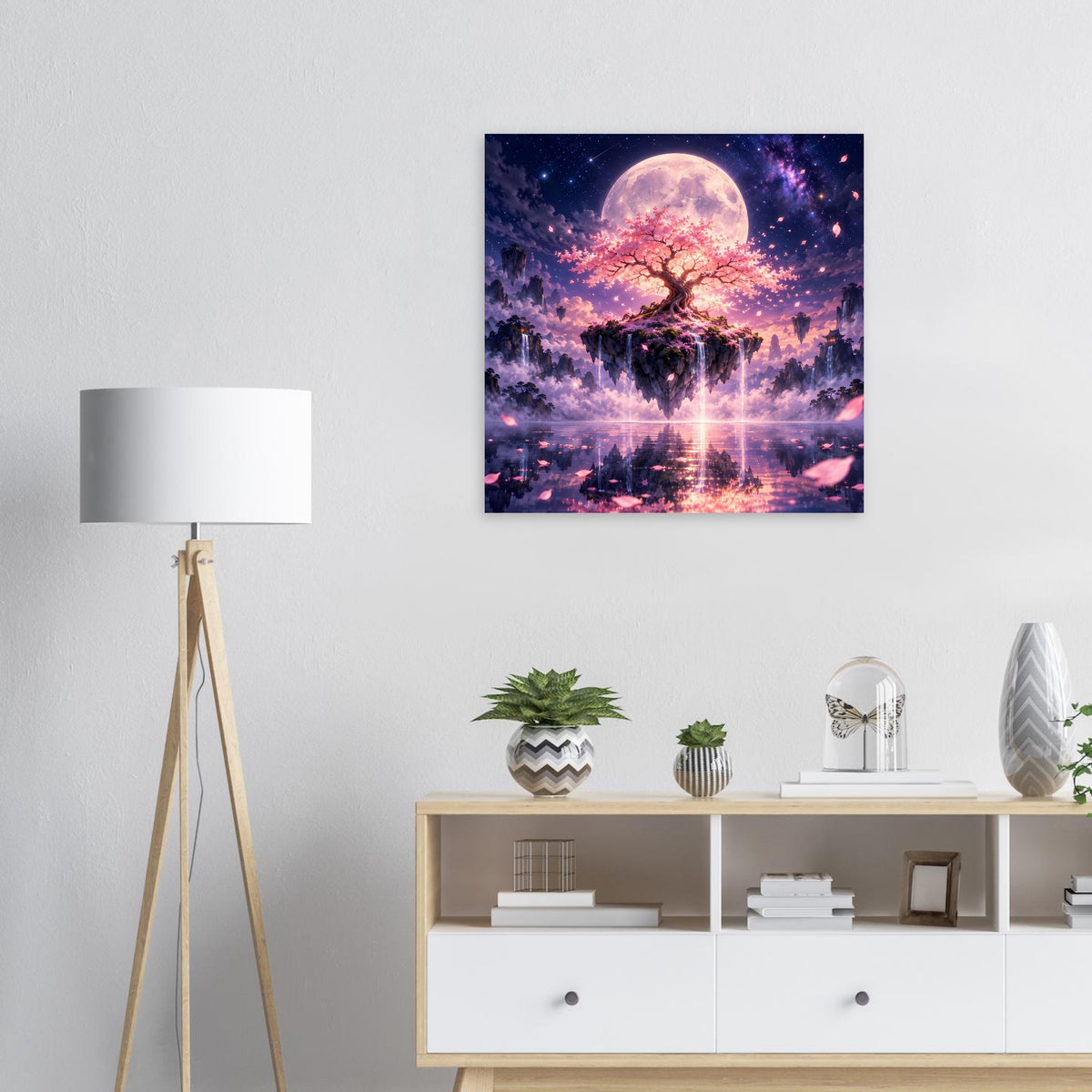 Quadratisches Wandposter mit schwebendem Kirschblütenbaum unter Vollmond