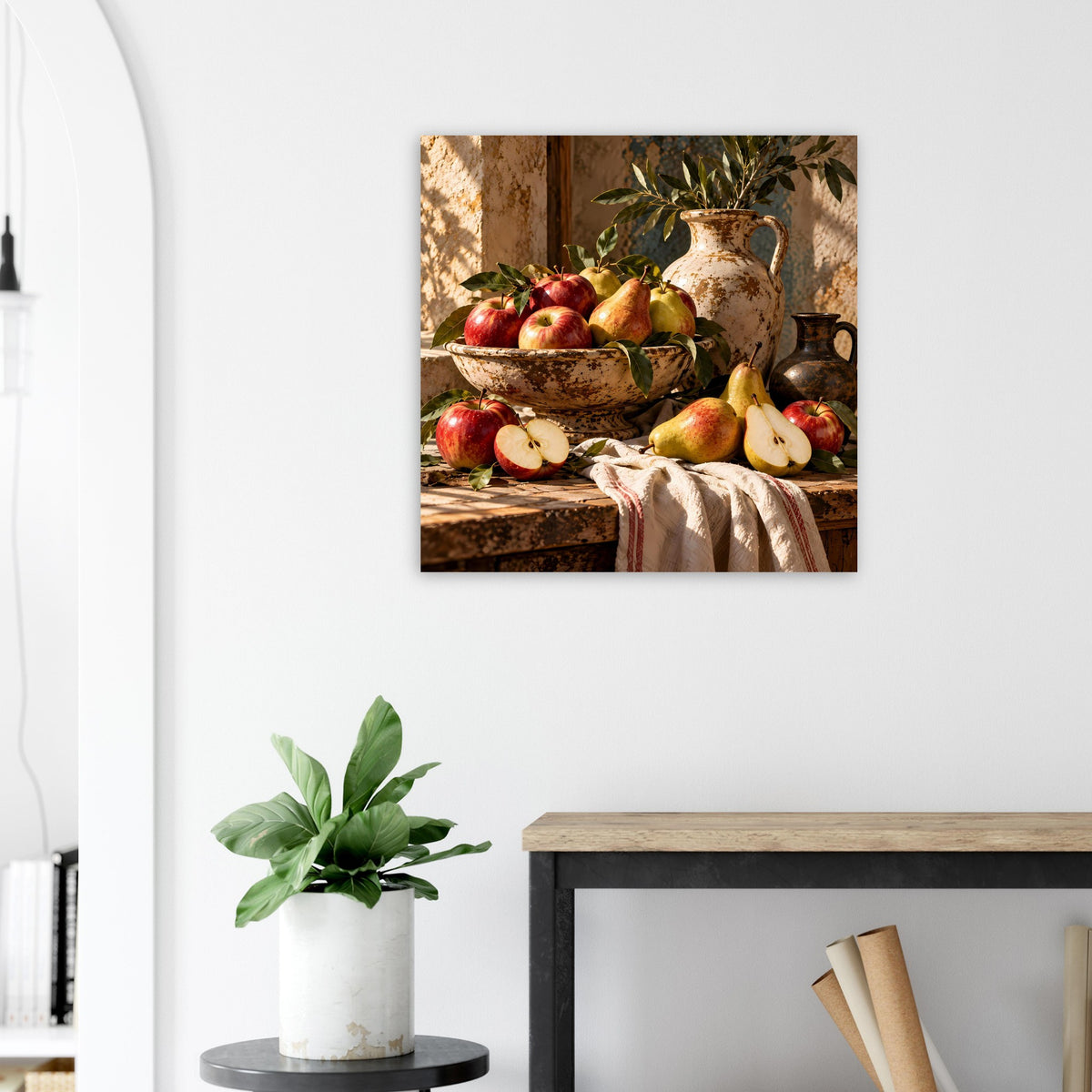 Poster mit Stillleben: Äpfel, Birnen und Keramikkrug auf Tisch, warmes Herbstfarbschema