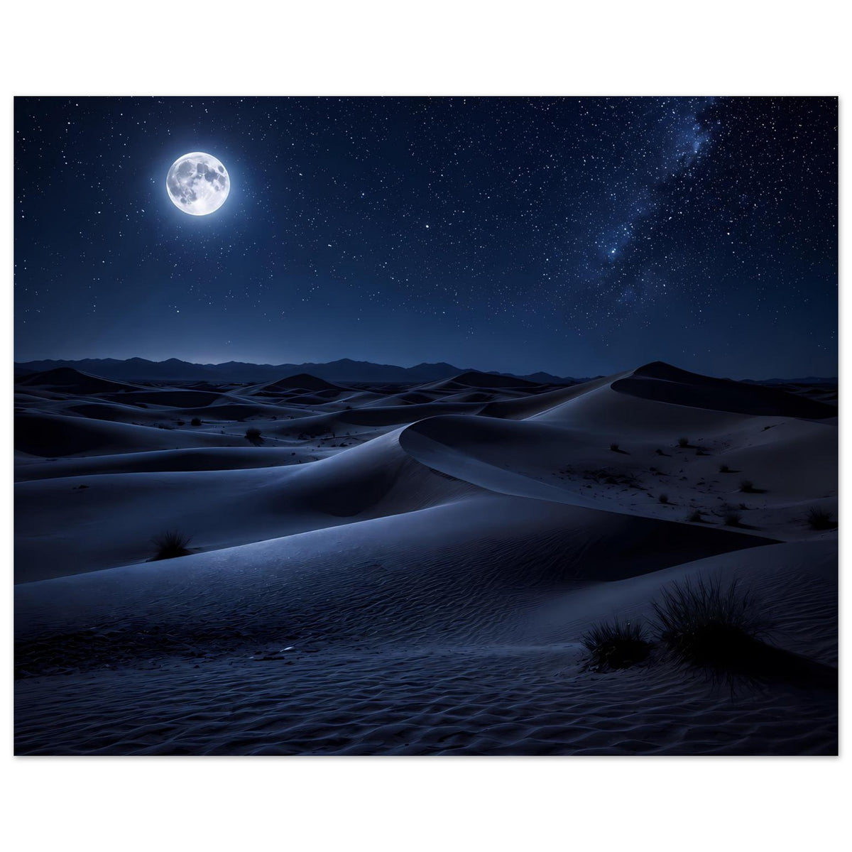 Poster im Querformat: Mond über Sandwellen in der Wüste bei Nacht
