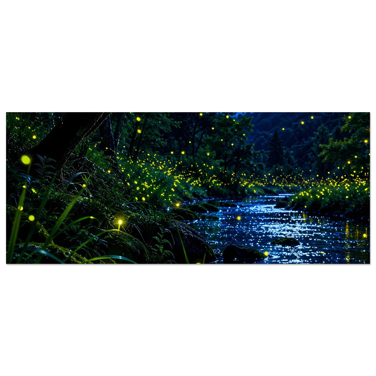 Wandposter im Querformat: leuchtende Glühwürmchen über Gras am Fluss bei Nacht