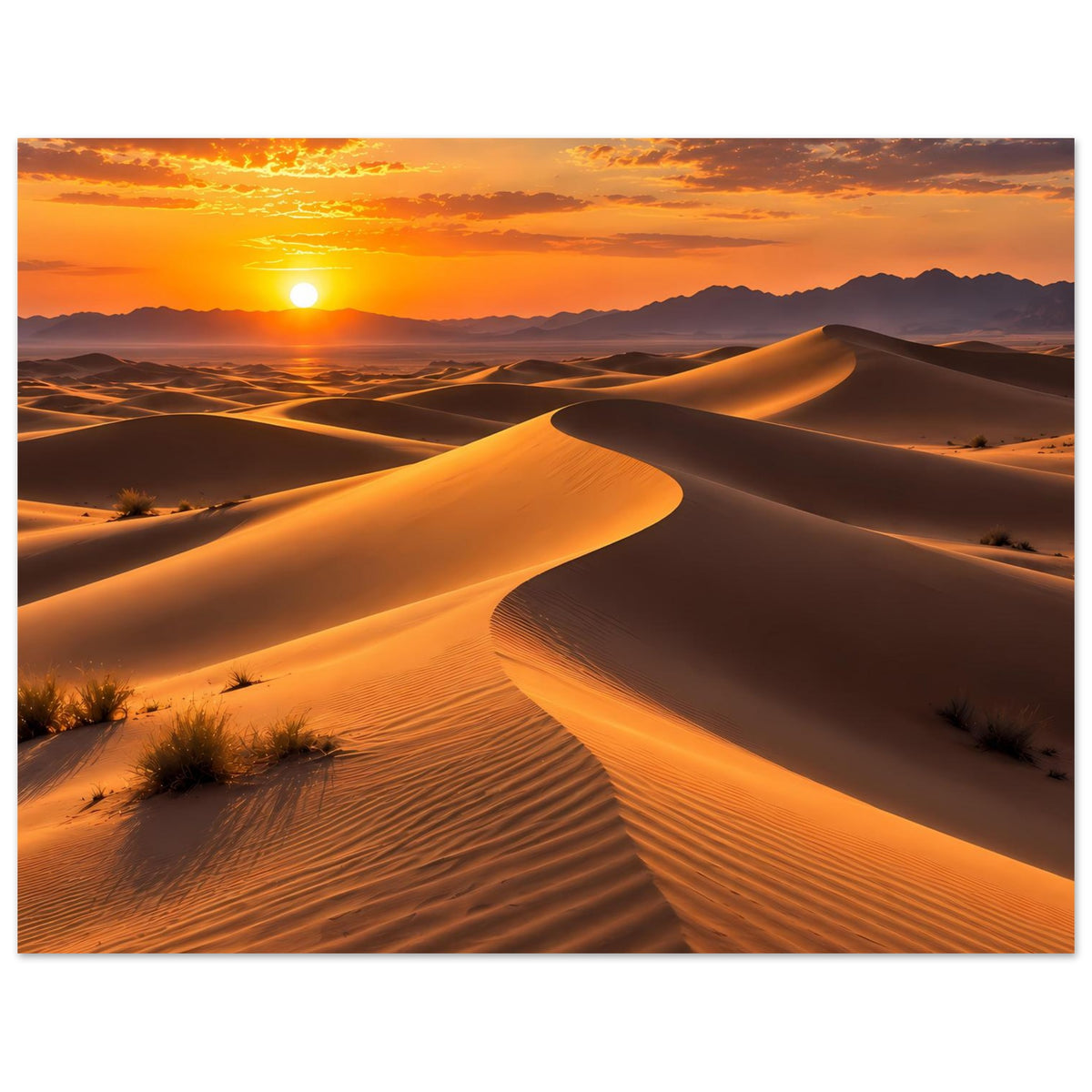 Wüsten-Sonnenuntergang-Poster im Querformat: warme Dünenlandschaft, Sonne im unteren Himmel