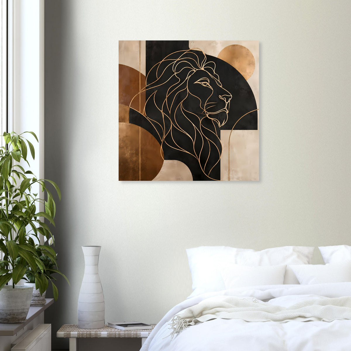 Wandposter mit geometrischem Löwenkopfprofil in Schwarz und Goldlinien