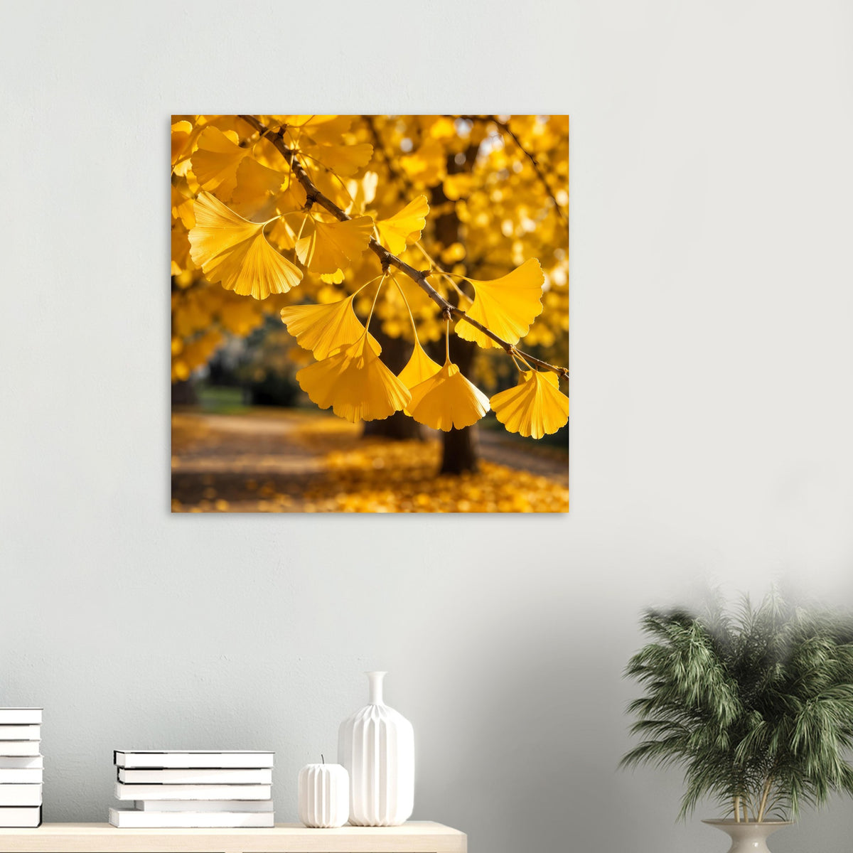 Rahmenposter mit goldenen Ginkgo-Blättern, kleines Motiv im Querformat