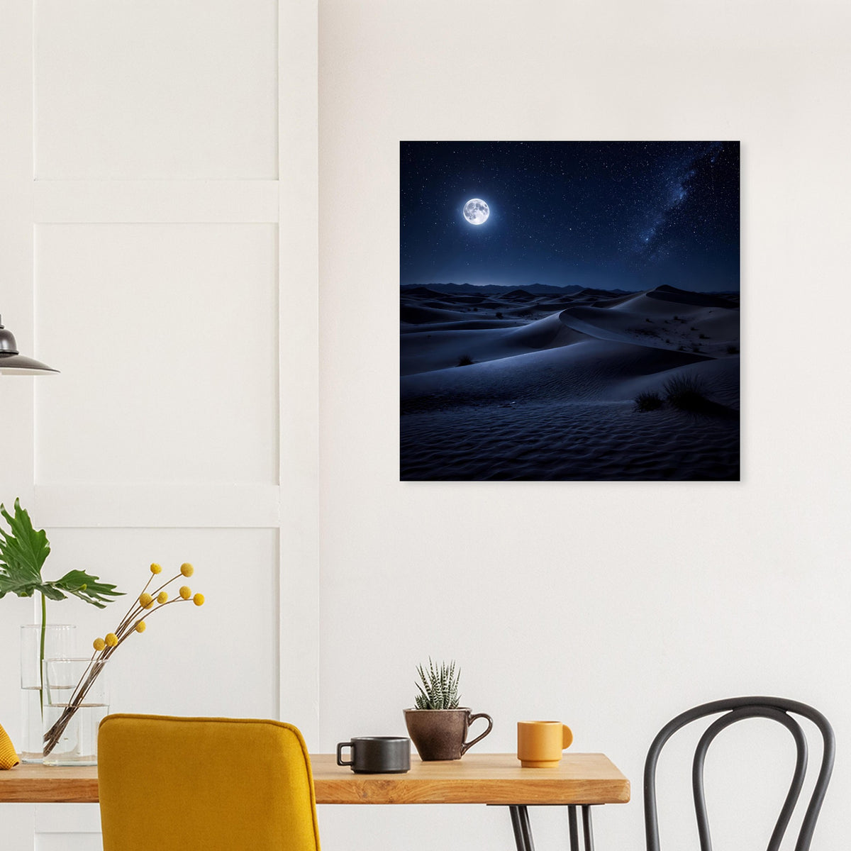 Wüstenlandschaftsposter mit Mond über Dünen bei Nacht und klarer Sternenansicht