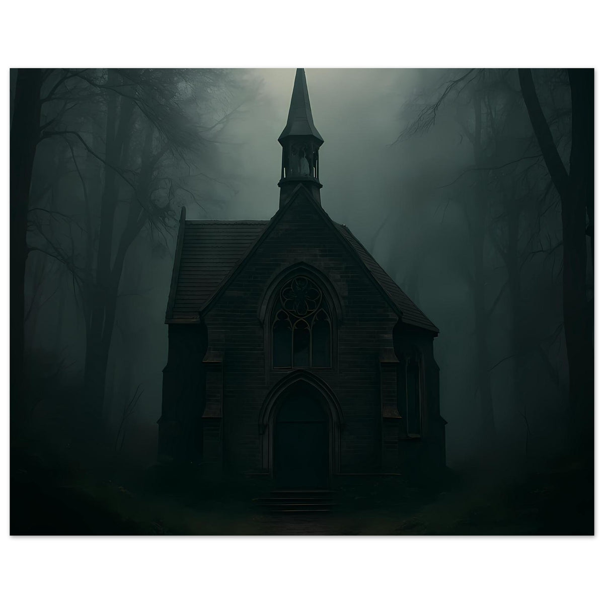 Hochformat-Poster: Kapelle im Nebelwald, Kirchturm und großes Bogenfenster