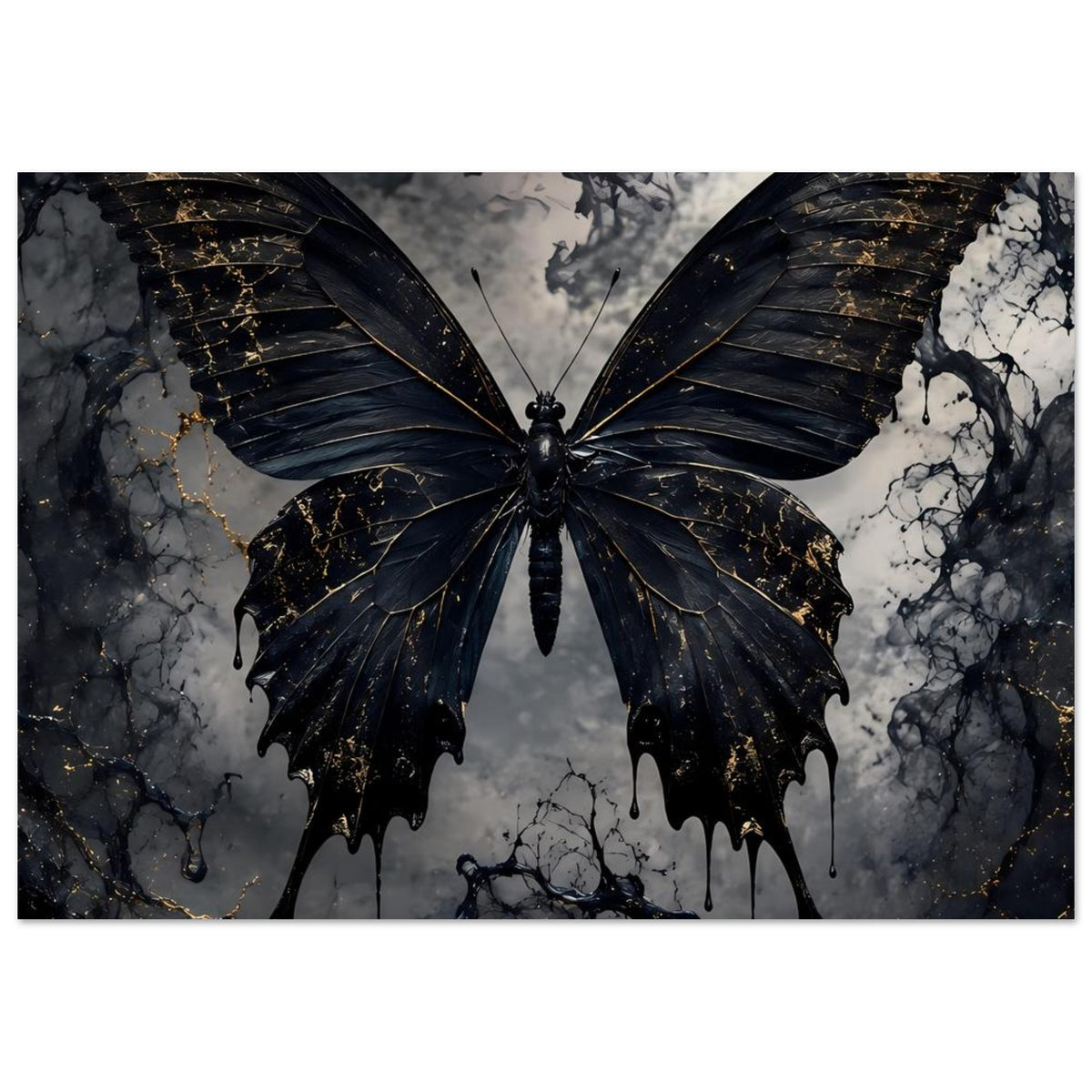 Poster mit schwarzem Schmetterling, goldenen Adern und dunkler Marmoroptik im Querformat