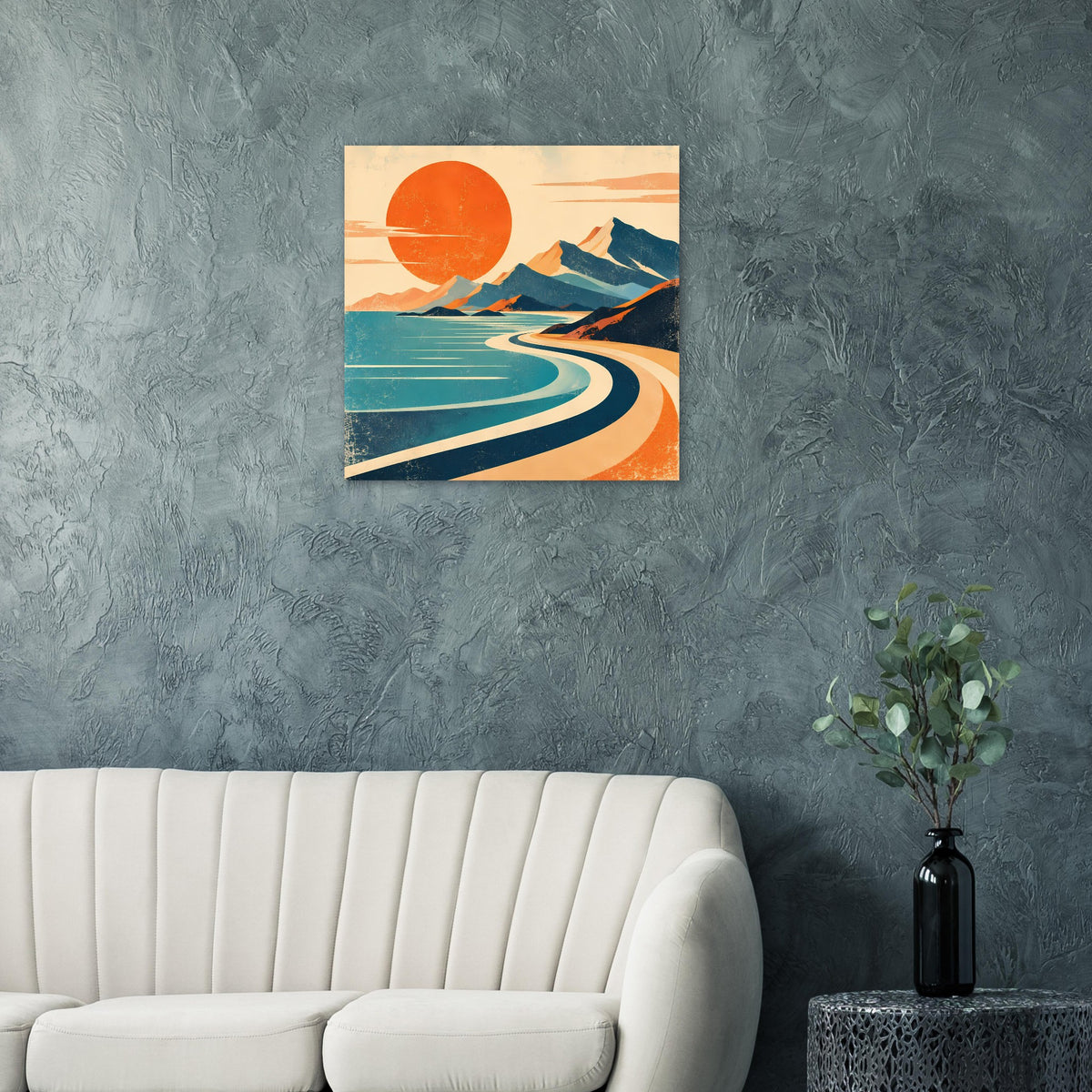 Vintage-Poster mit orangefarbener Sonne, blauen Bergen und geschwungenem türkisfarbenem Fluss