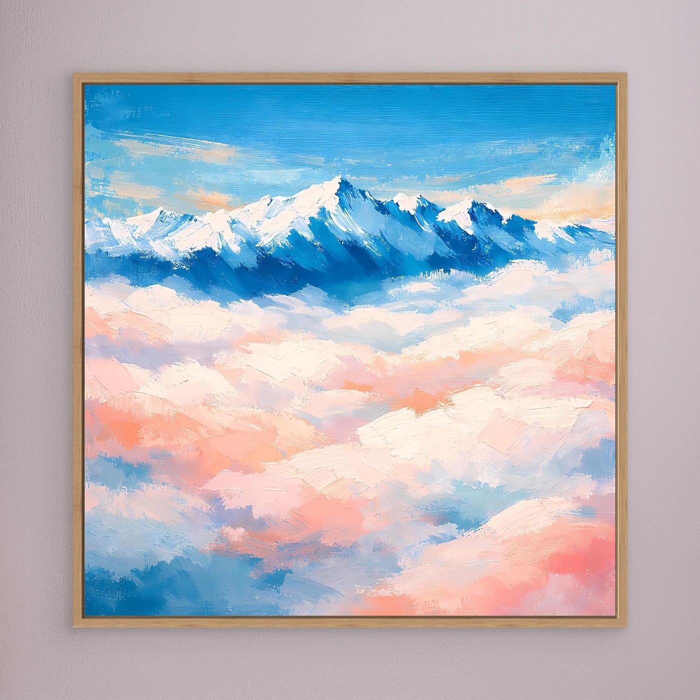 Leinwand-Wandbild mit schneebedeckten Bergen über Wolken, goldbraun gerahmt