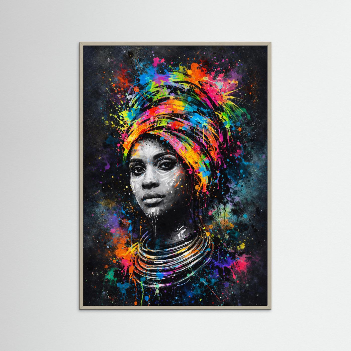 Hochformat-Poster mit Porträt einer Frau in bunten Neon-Farben und Farbspritzern, heller Holzrahmen