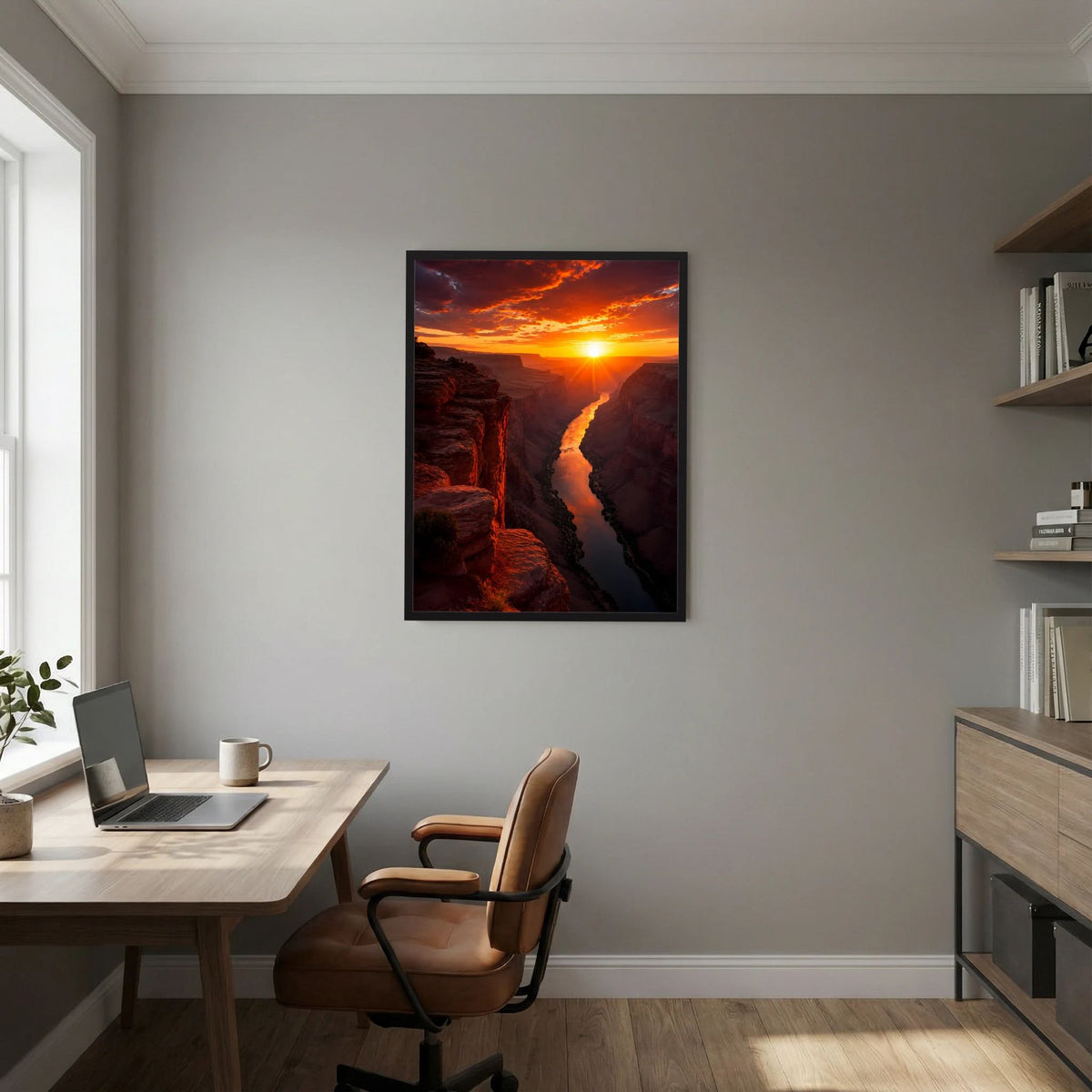 Wandposter im schwarzen Rahmen mit brennendem Himmel und Fluss in der Schlucht