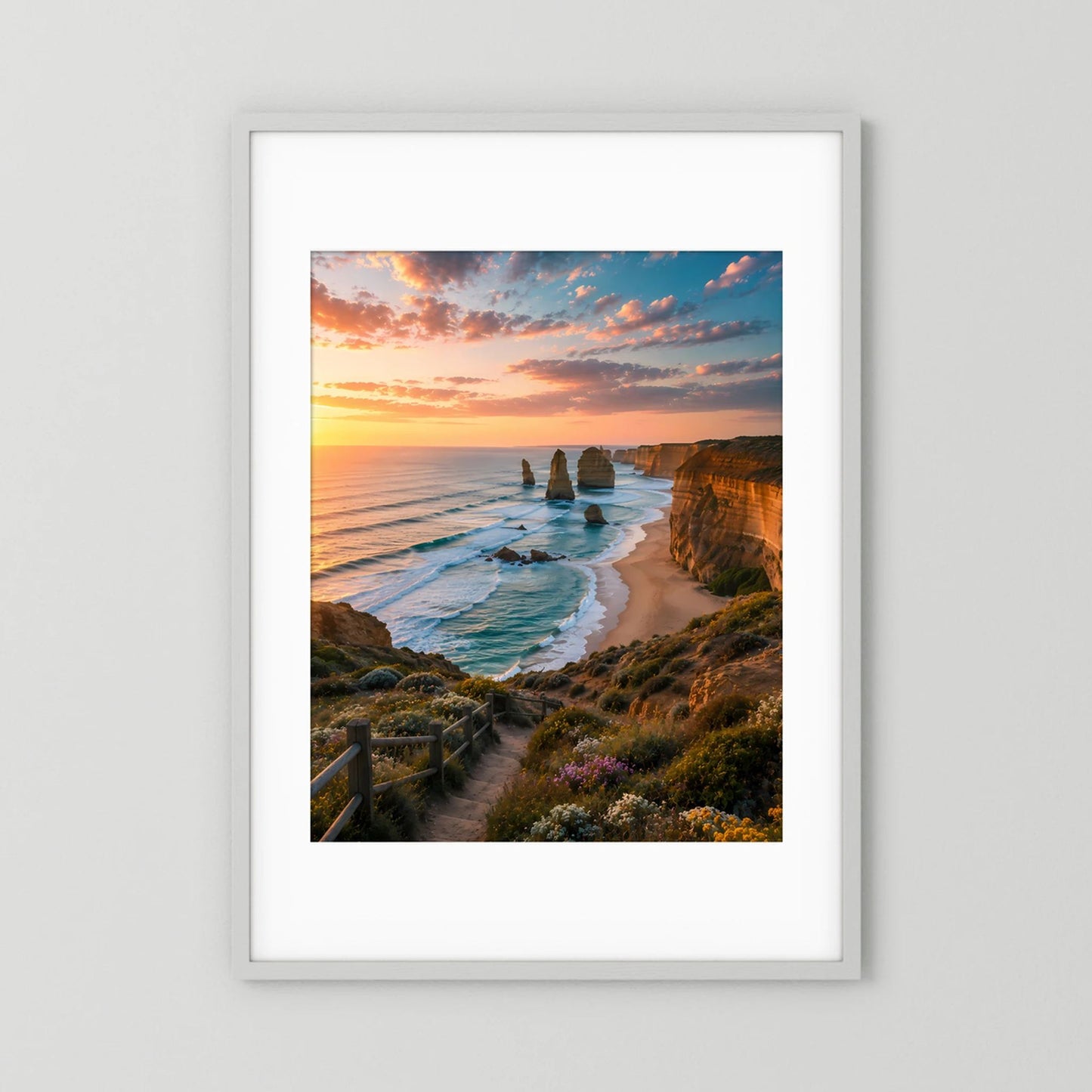 Hochkant-Poster mit Küstenlandschaft bei Sonnenuntergang, weißer Rahmen und weißes Passepartout