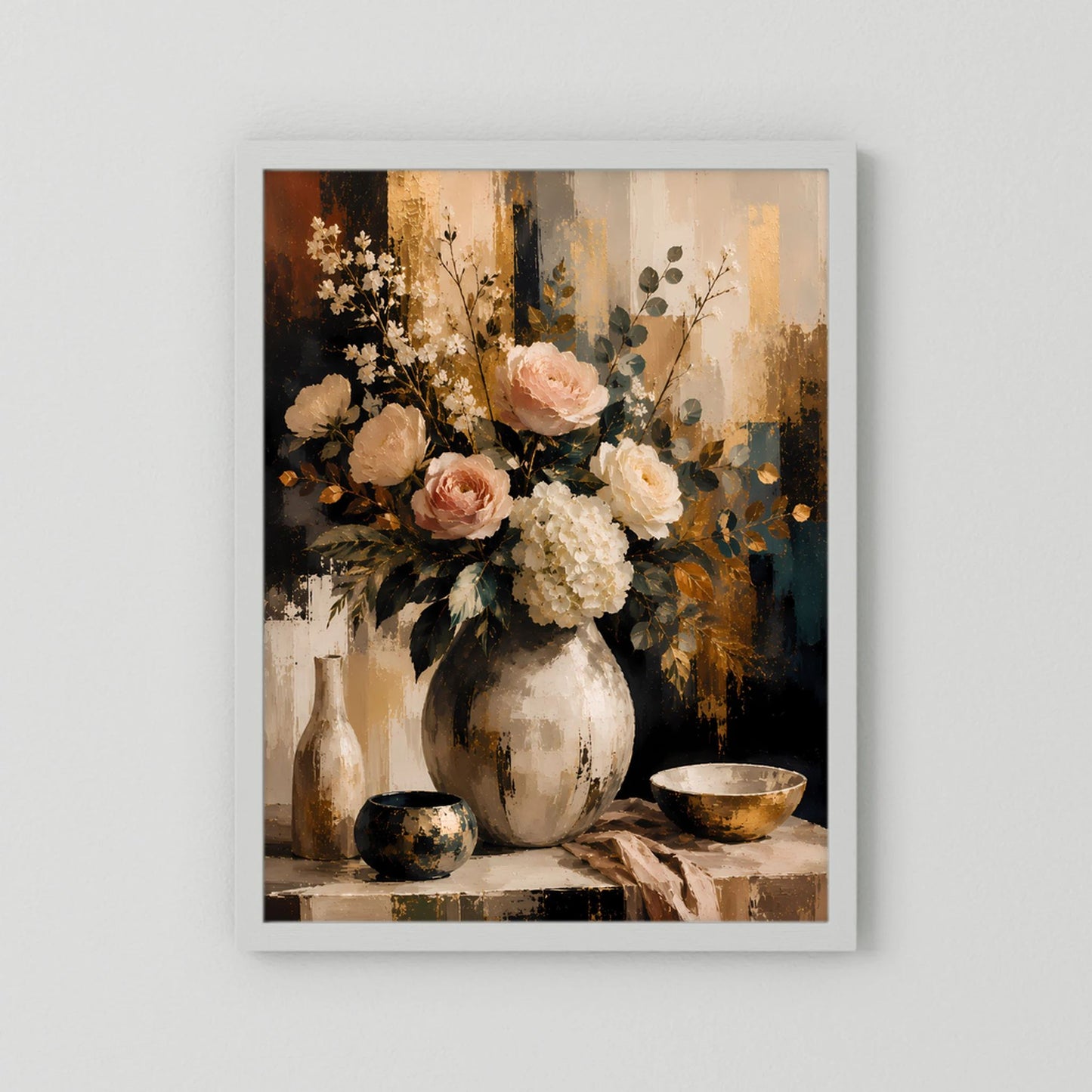 Blumenstillleben-Poster mit Rosen und Hortensien in goldfarbenem Stil ohne Rahmen