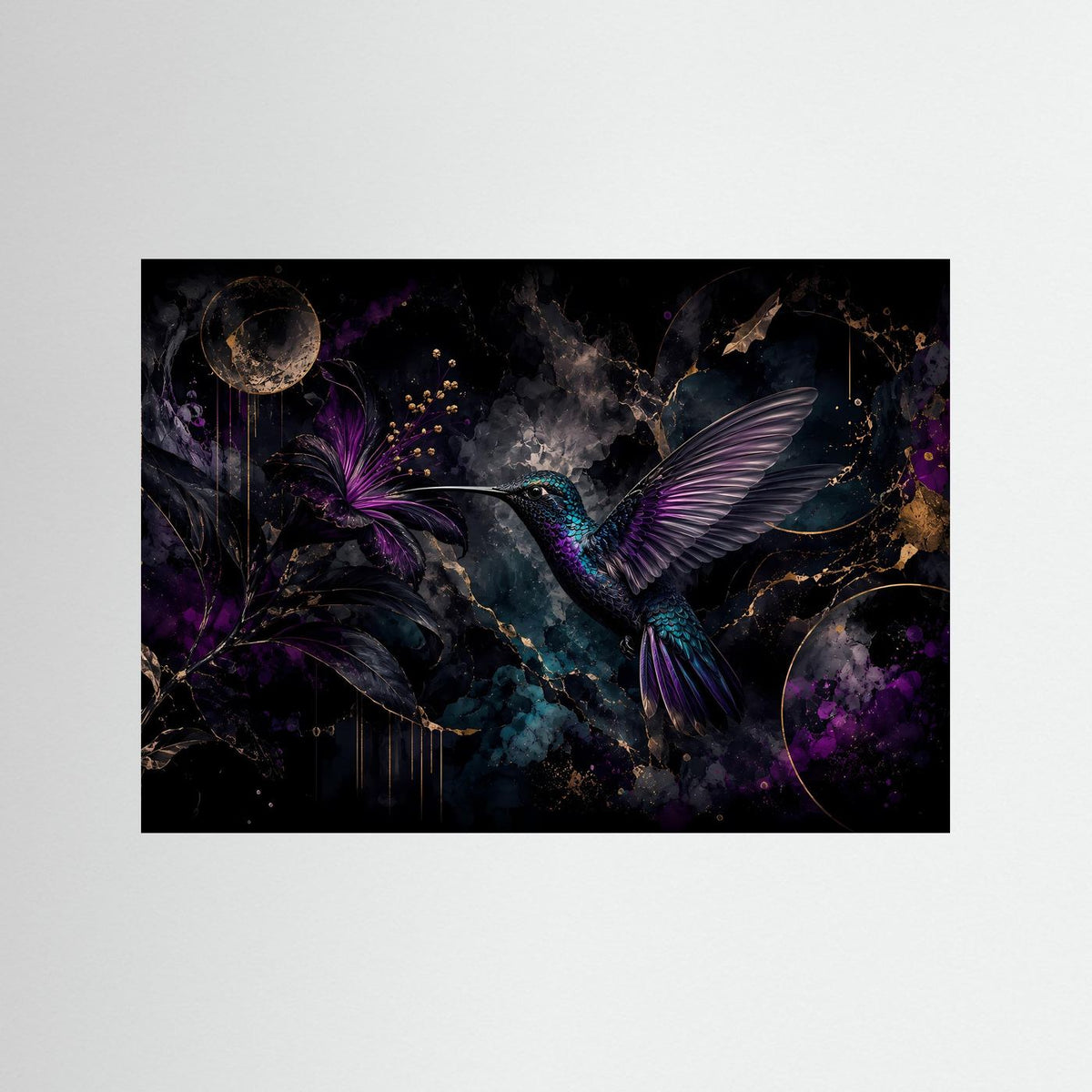 Poster mit Kolibri und Blüte in Lila-Gold, abstrakte botanische Wandkunst