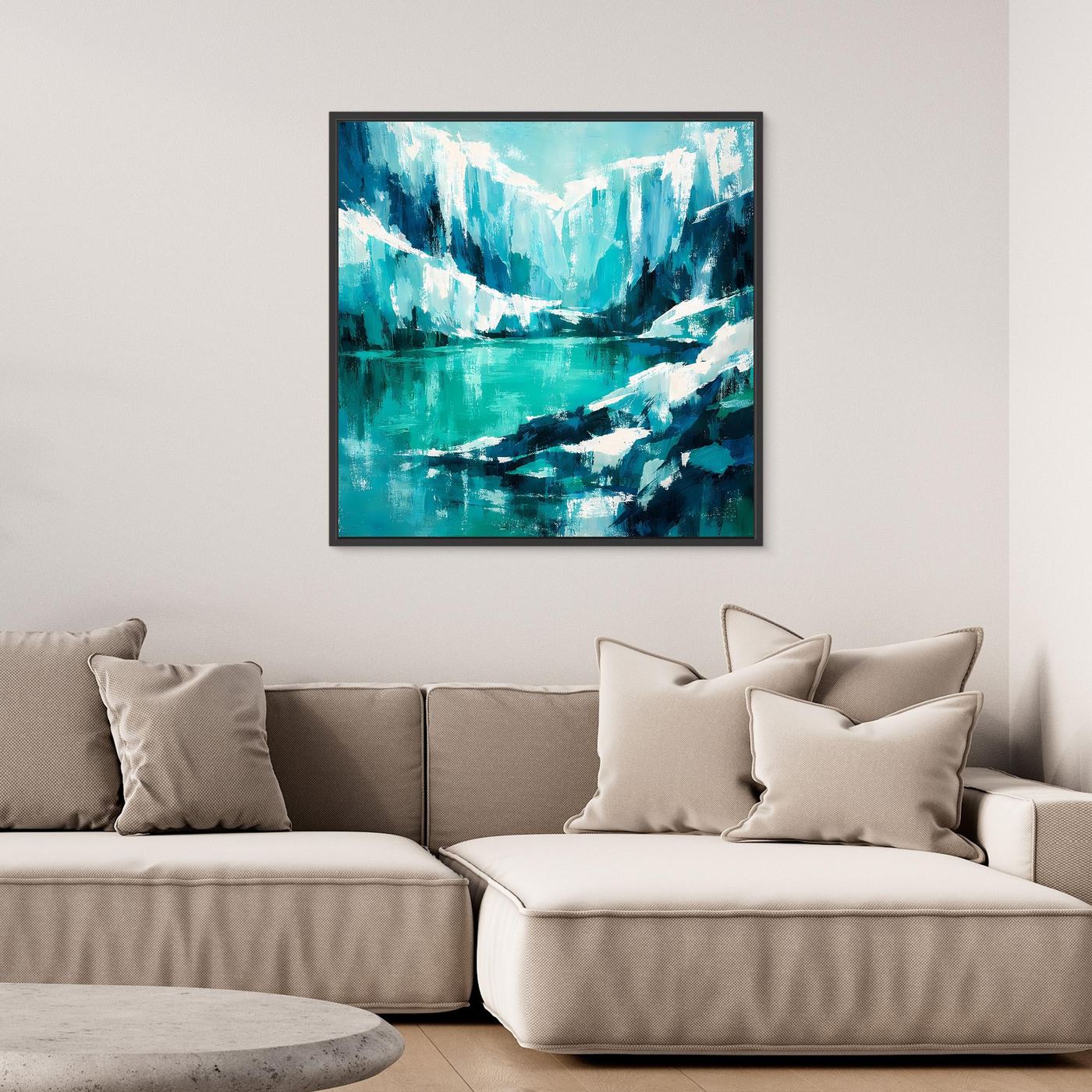 Abstraktes Wandbild mit Eisbergen und Ozean in Blau‑Türkis, mit schwarzem Rahmen