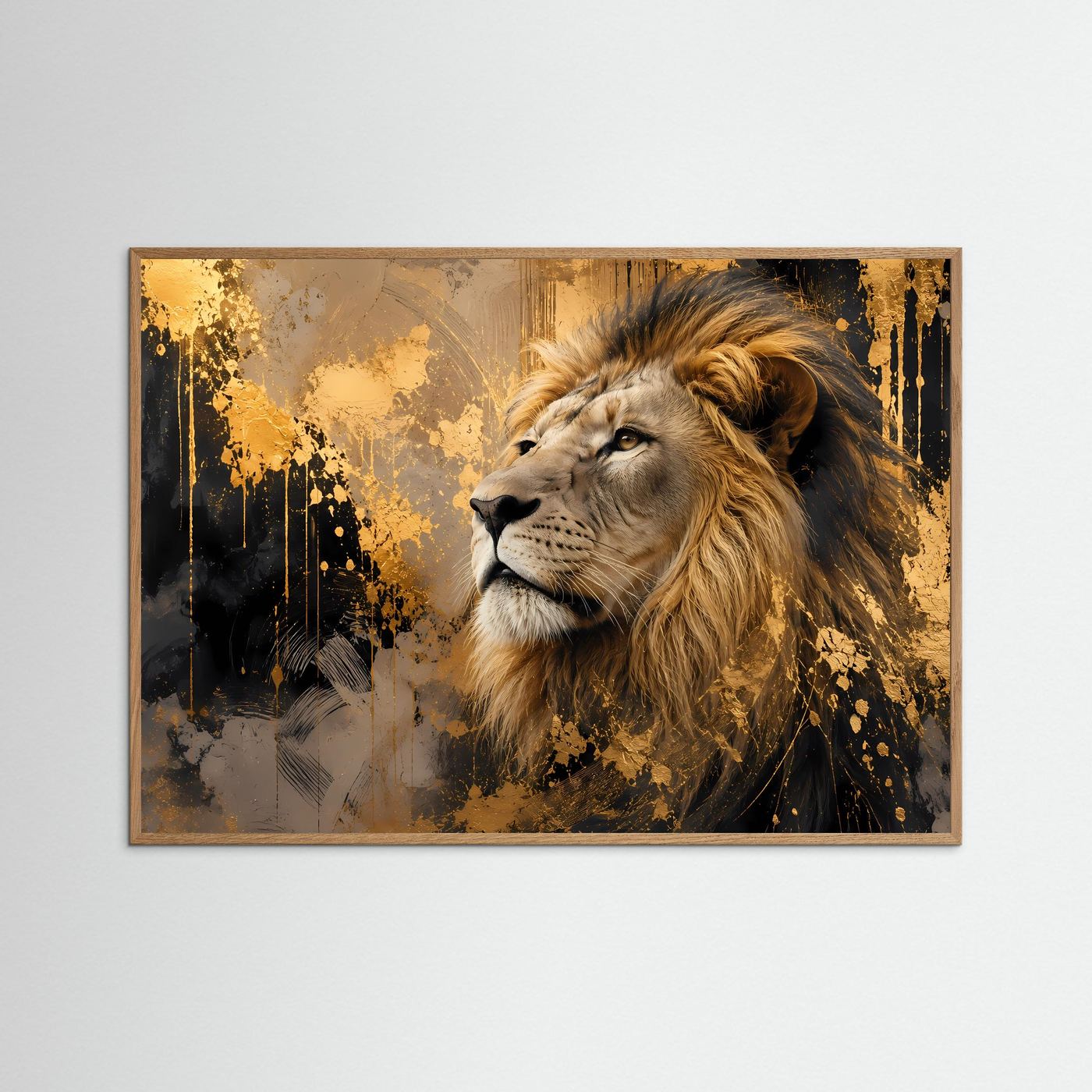 Löwenkunstposter mit goldener Löwenmähne und Blick nach vorn, mit Holzrahmen
