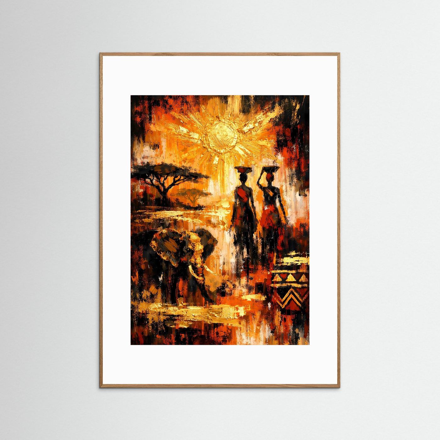 Abstraktes Ethno-Poster: goldene Sonne, orange Figuren, schwarzer Baum im goldbraunen Rahmen