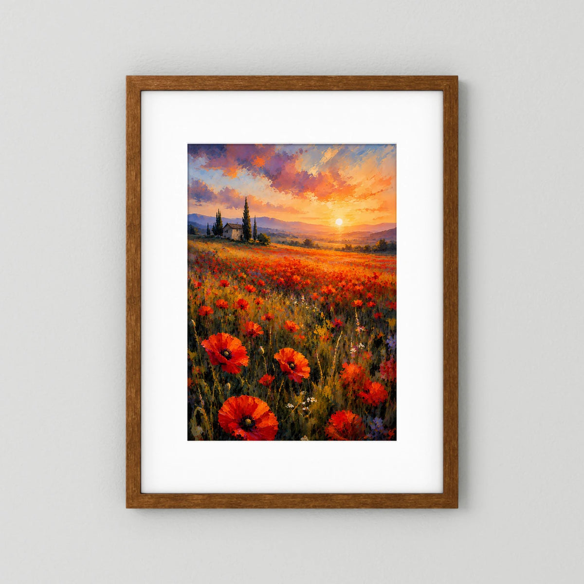 Poster im Hochformat mit braunem Holzrahmen und weißem Rand, Mohnblumenfeld im Abendlicht