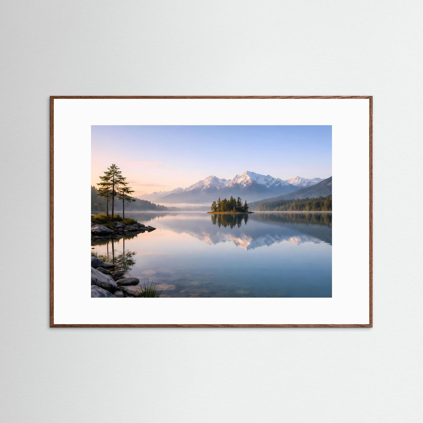 Friedlicher Morgen am Bergsee | Nebel & Gipfel Panorama Poster Querformat