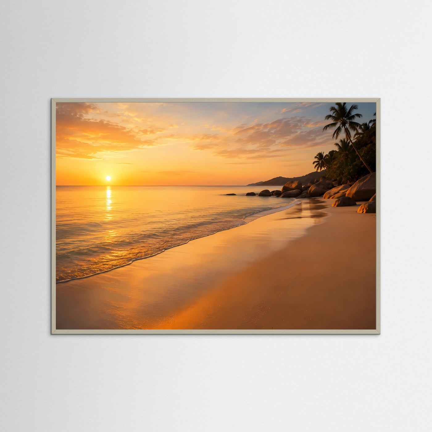 Wandbild mit grauem Rahmen: tropischer Strand bei Sonnenuntergang mit Palmen