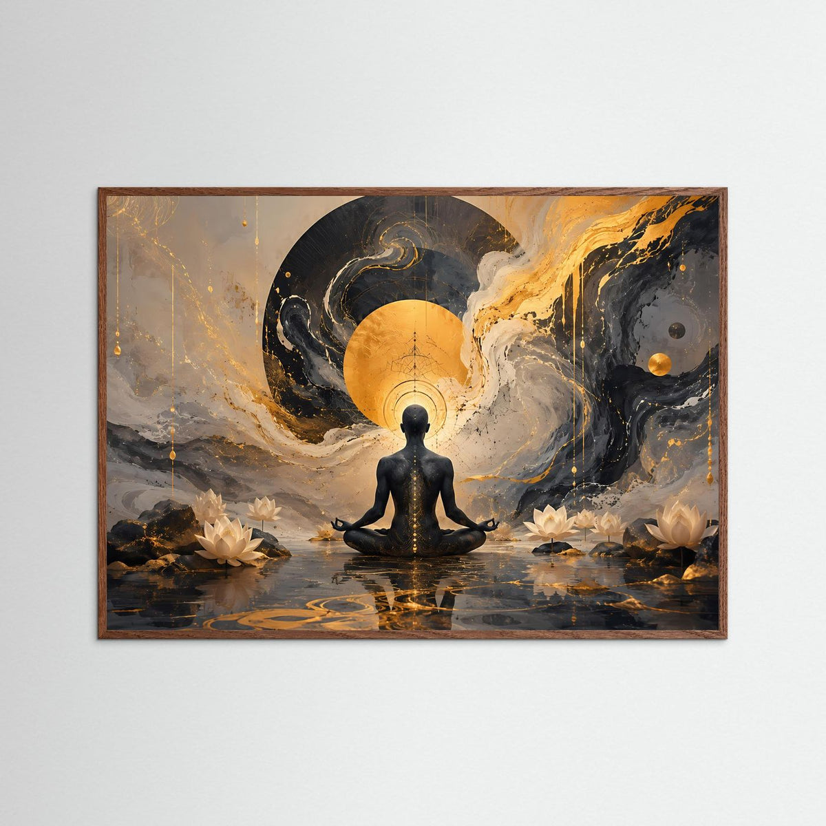 Gerahmtes Meditationsposter: hellbrauner Rahmen, gold-schwarz abstraktes Lotus-Motiv