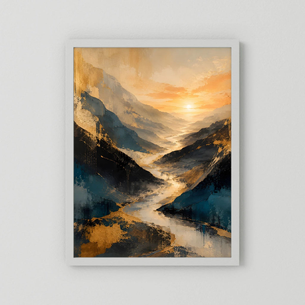 Kunstposter im Hochformat mit abstraktem Bergtal, Fluss, Blau- und Goldfarben, weißer Rahmen