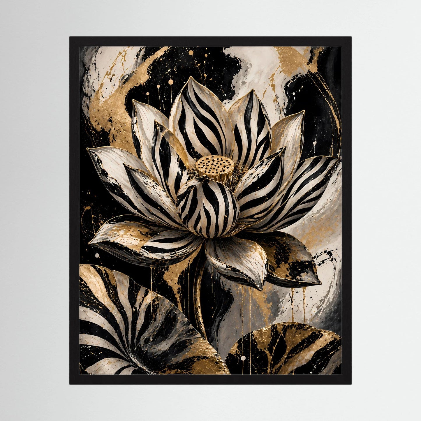 Abstraktes Lotusblüten-Poster im schwarzen Rahmen, gestreifte Blume in Schwarz/Gold, Hochformat