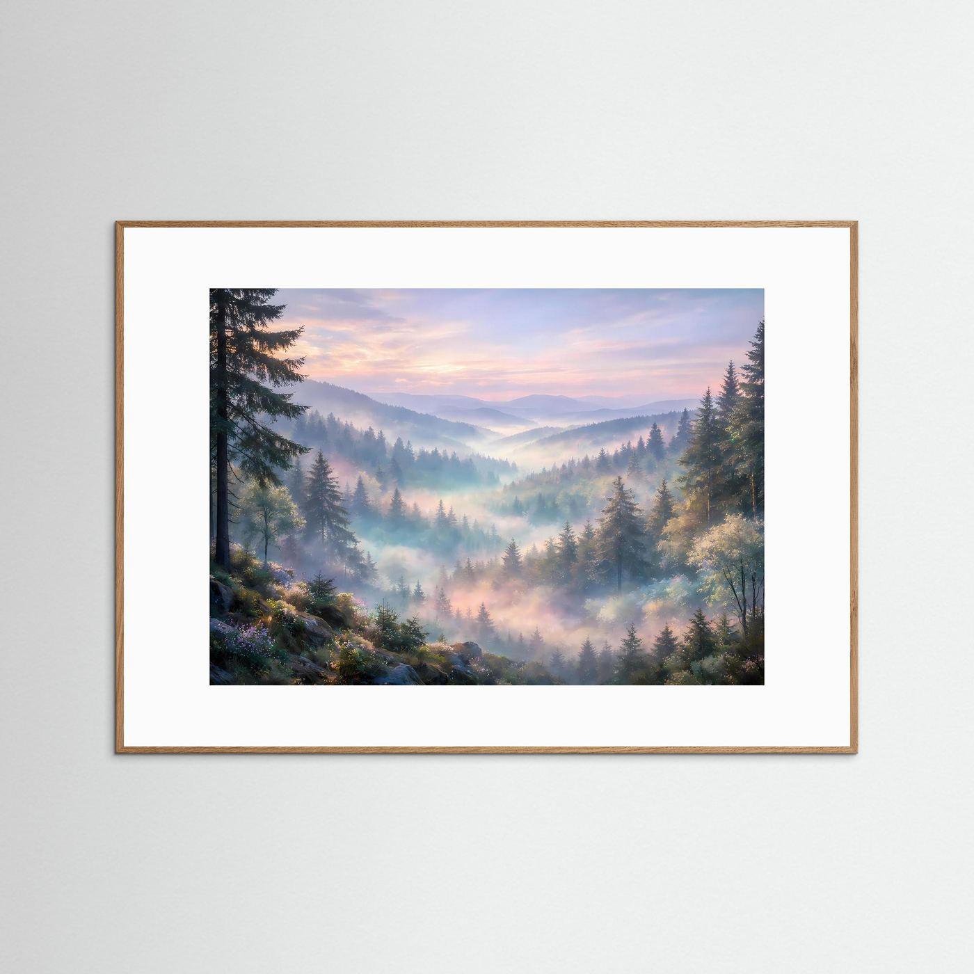 Alpenlandschaft-Wandposter mit Nebel, naturfarbener Holzrahmen