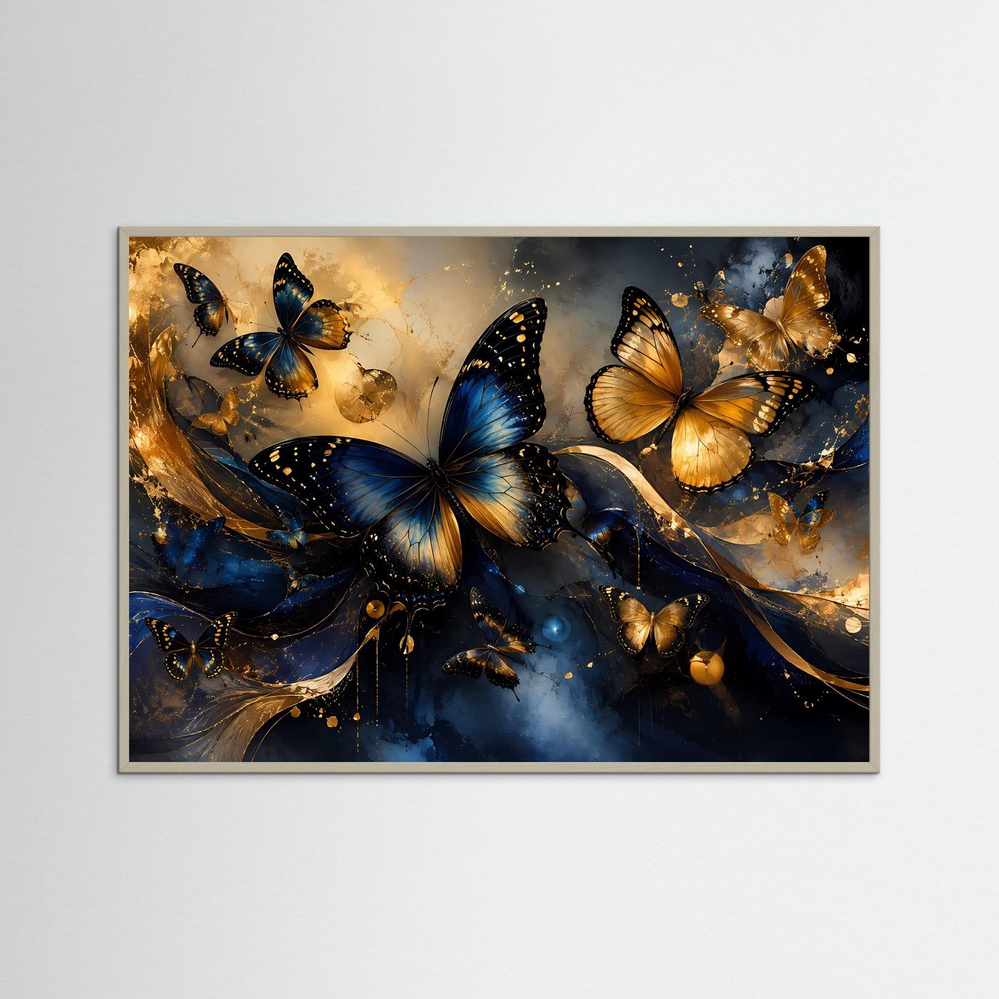 Goldene & Blaue Schmetterlinge | Luxuriöse abstrakte Schmetterlingskunst in Gold und Dunkelblau