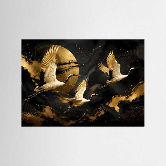 Poster Querformat mit goldenen Kranichen im Flug auf dunklem Hintergrund, schwarze Umrandung