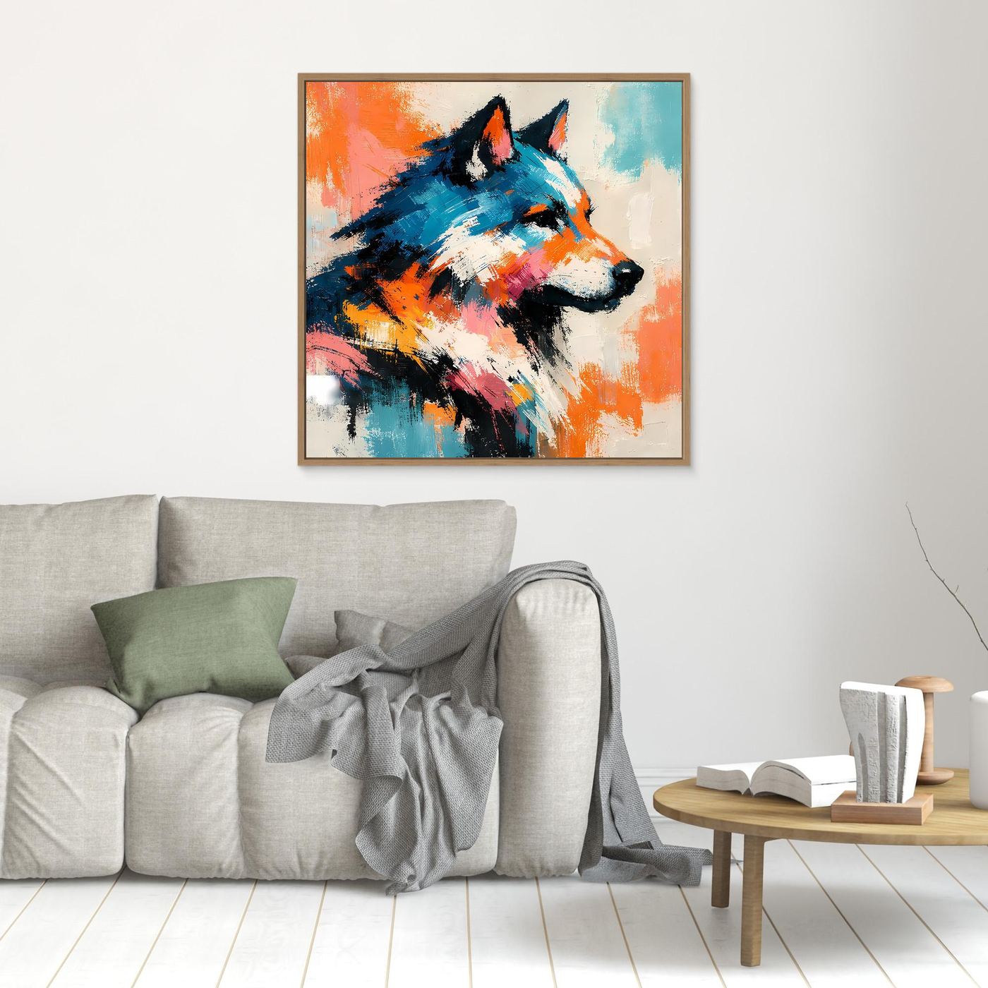 Abstrakte Wolf-Leinwand, blau-schwarz mit orangefarbenen Spritzern, goldfarben gerahmt
