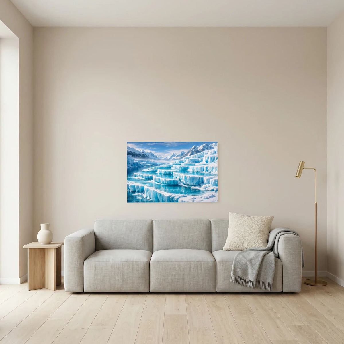Kleines Querformat-Wandbild mit blauem Gletscher, Eisschollen und Bergkulisse