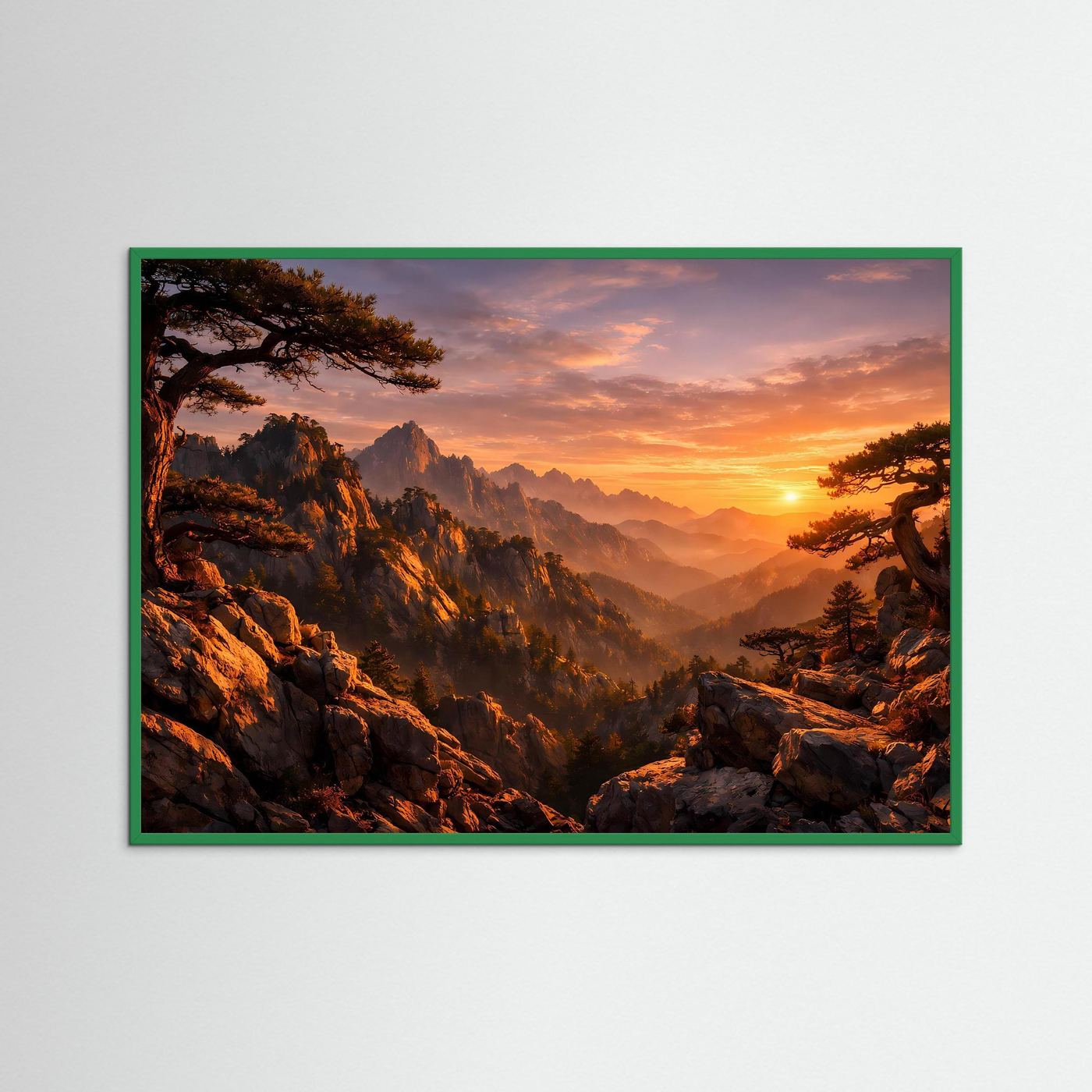 Wandposter mit Alpenlandschaft im Sonnenuntergang, grüne Rahmung