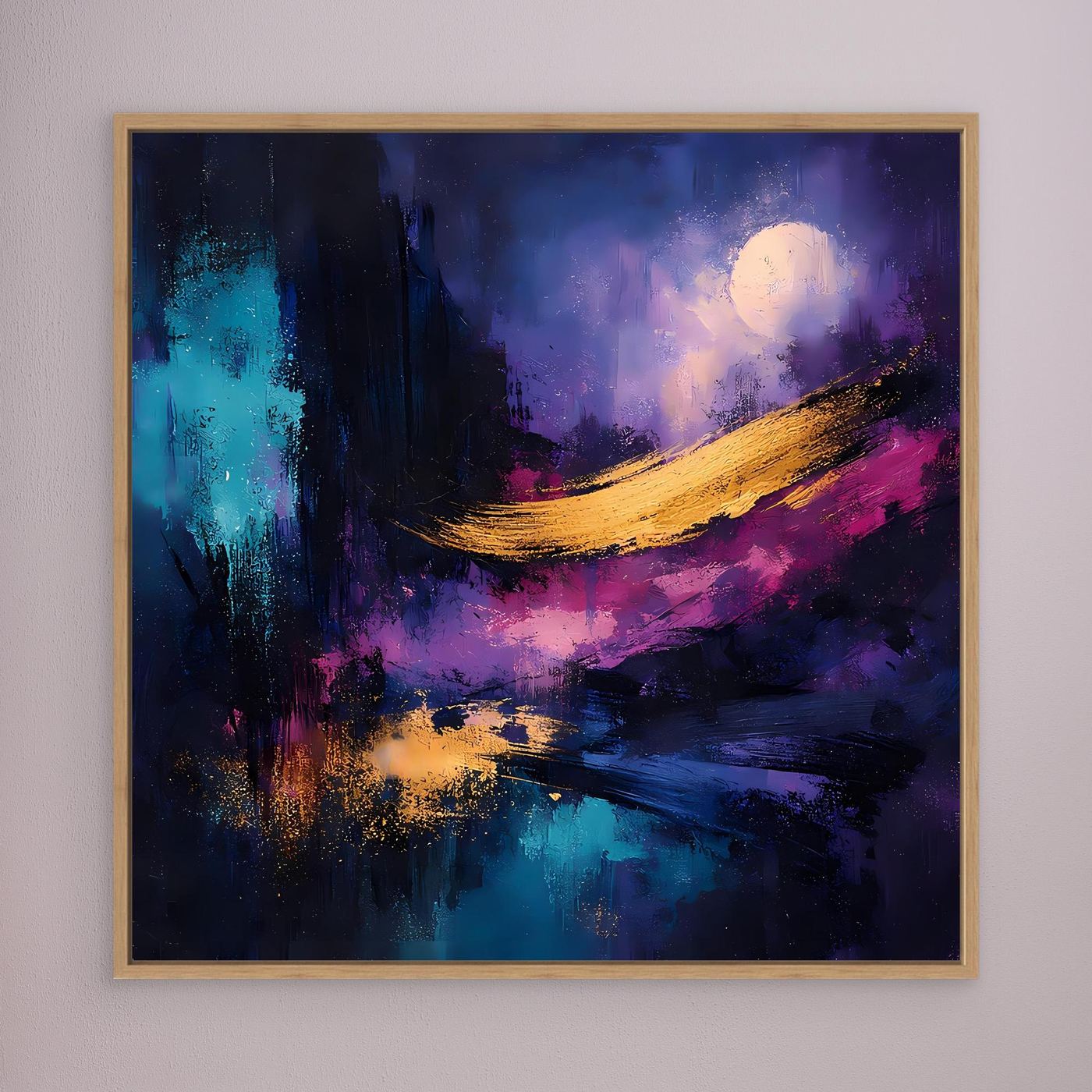 Abstraktes Leinwand-Wandbild mit hellem Holzrahmen, Vollmond über Bucht in Blau‑Lila‑Gelb.