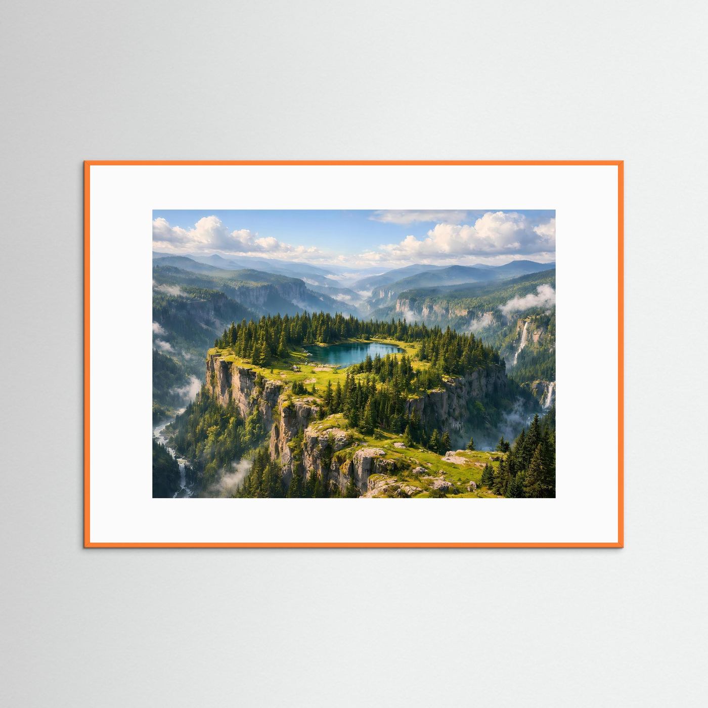 Wandbild im orangefarbenen Rahmen mit weißem Passepartout