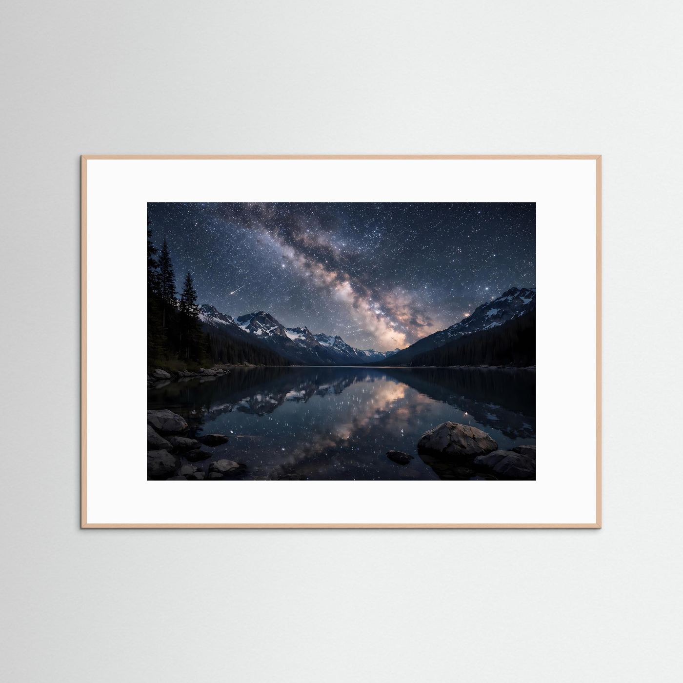 Panorama-Poster mit Bergsee bei Nacht, roséfarbener Holzrahmen