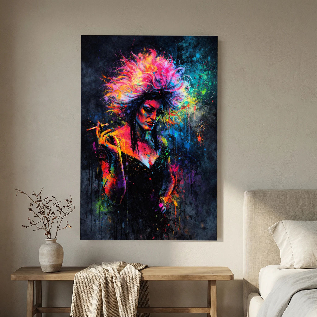 Hochformatiges Wandposter mit Drag-Queen in Schwarz, bunt leuchtende Haare und Zigarettenmotiv
