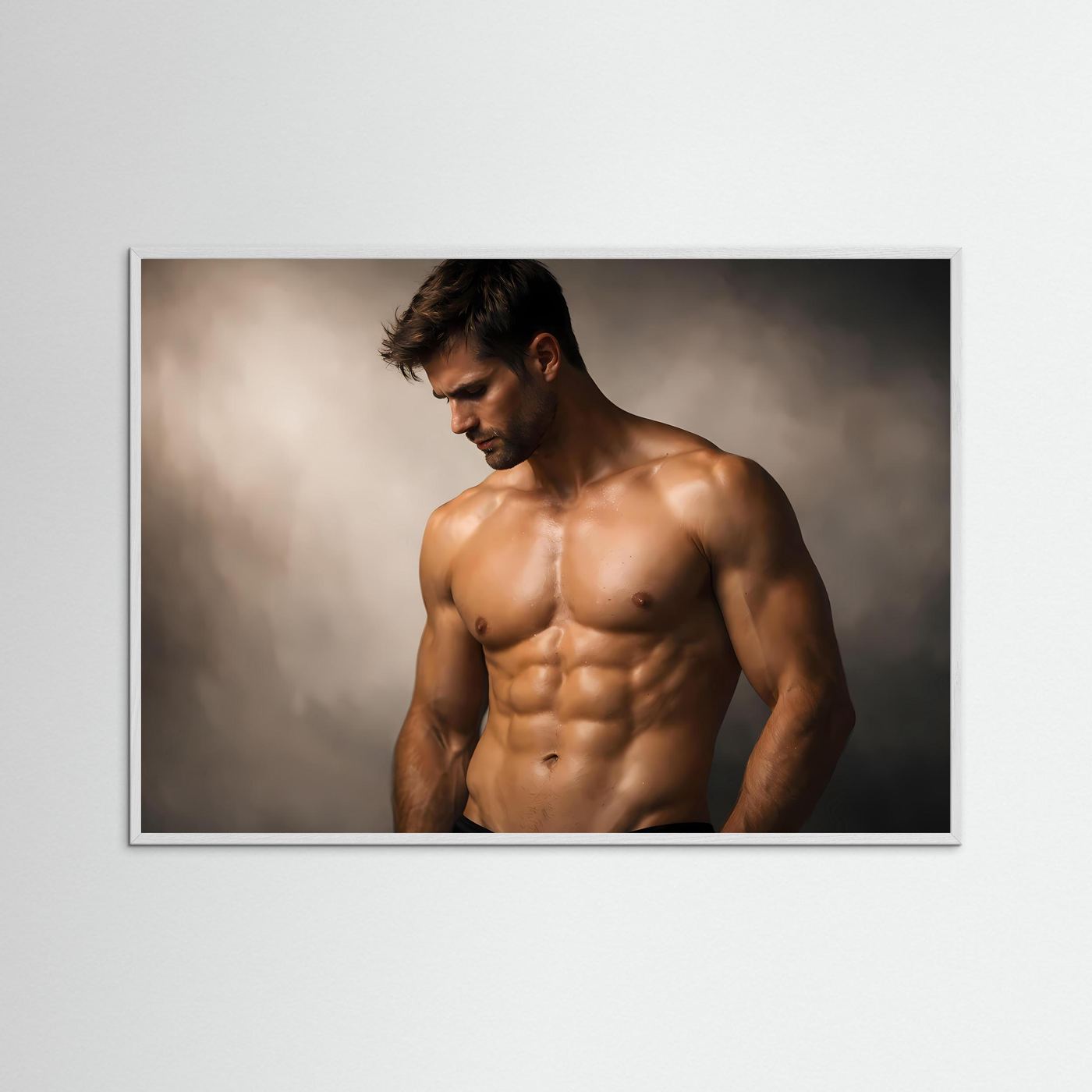 Fitness-Poster mit muskulösem Männeroberkörper, blickt nach unten, mit dunklem Holzrahmen