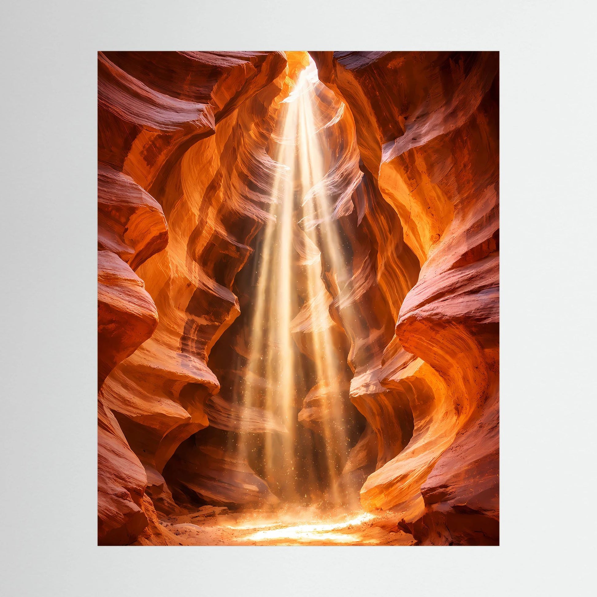 Posterdruck mit orange-goldener Schlucht und hellem Lichtstrahl in der Tiefe