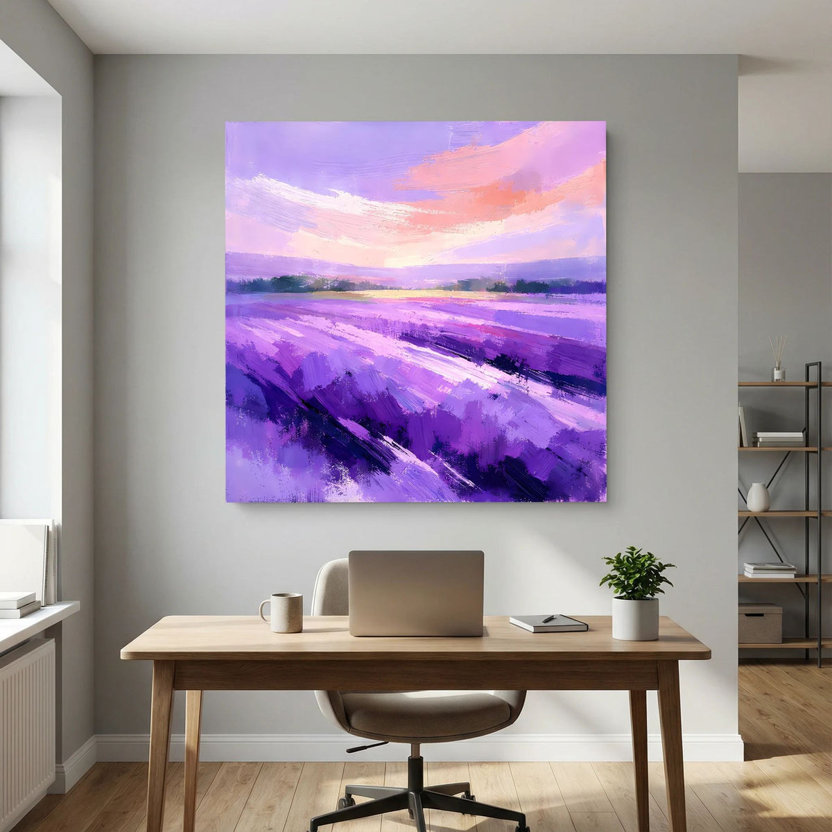 Leinwand-Wandbild mit lila Feldlandschaft, dunklen Pinselakzenten und rosafarbenem Abendhimmel