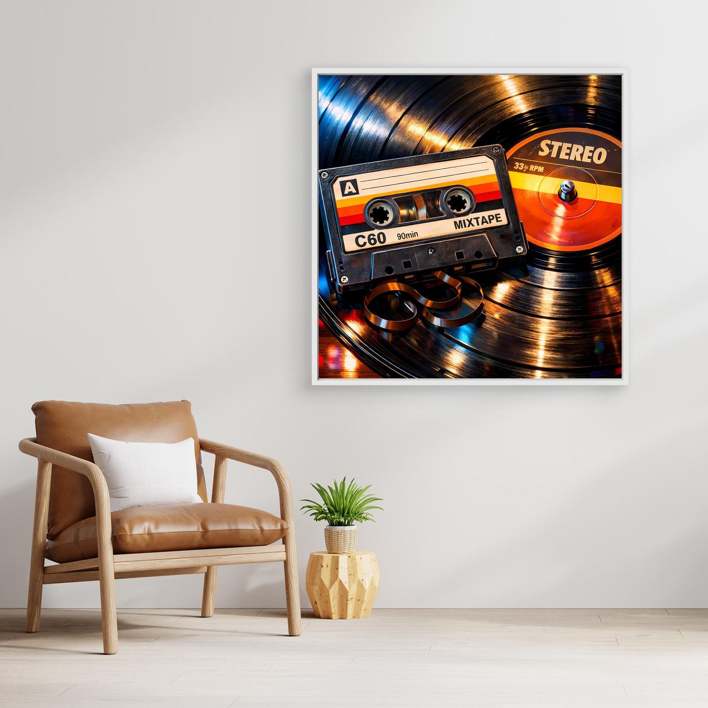 Gerahmtes Leinwandbild mit hellem Holzrahmen: Retro-Kassette und Vinylscheiben im Stereo-Design