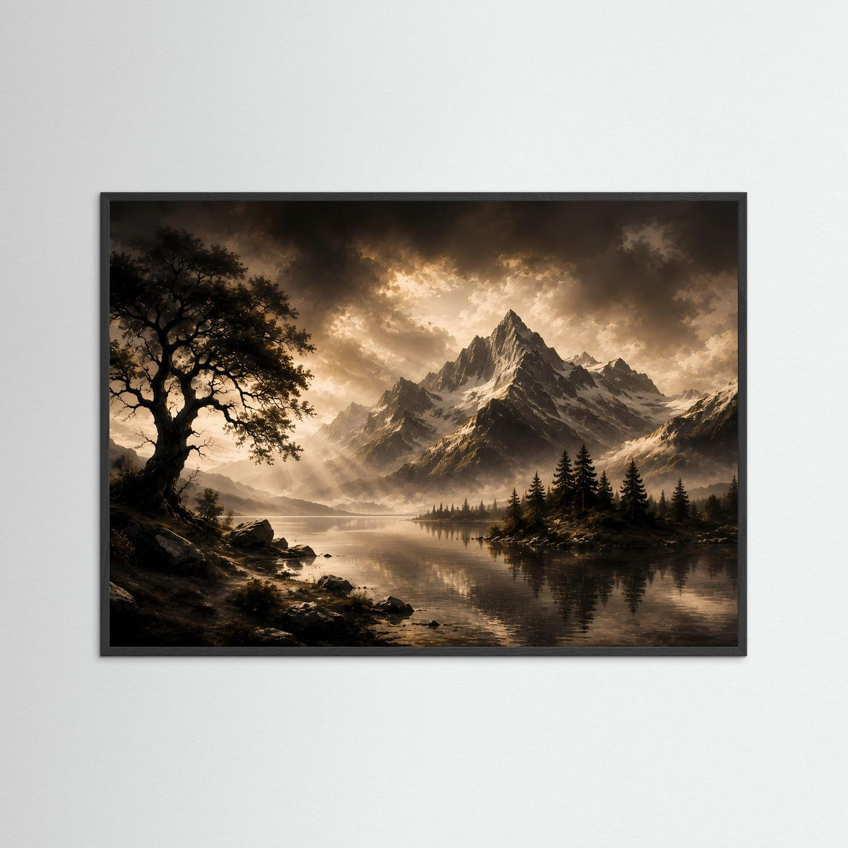Querformat-Poster mit Bergsee, gold-beleuchteten Wolken, hohen Gipfeln und Spiegelung im Wasser
