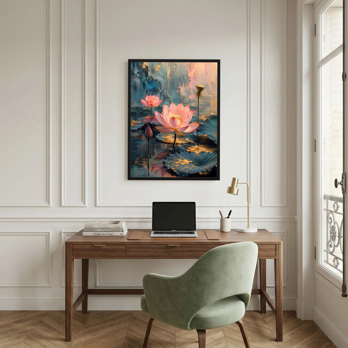 Gerahmtes Hochformat-Poster mit rosa Lotusblüten im türkisfarbenen Wasserbild und goldenen Akzenten