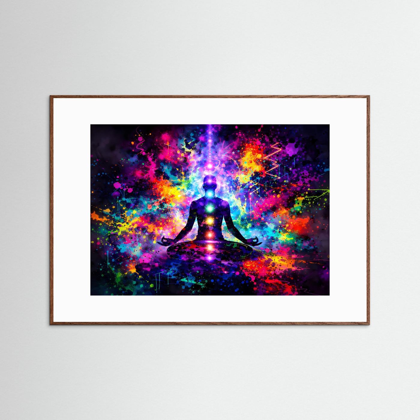 Chakra-Meditationsposter Querformat: Meditierende Silhouette mit Farbwirbeln, brauner Holzrahmen.