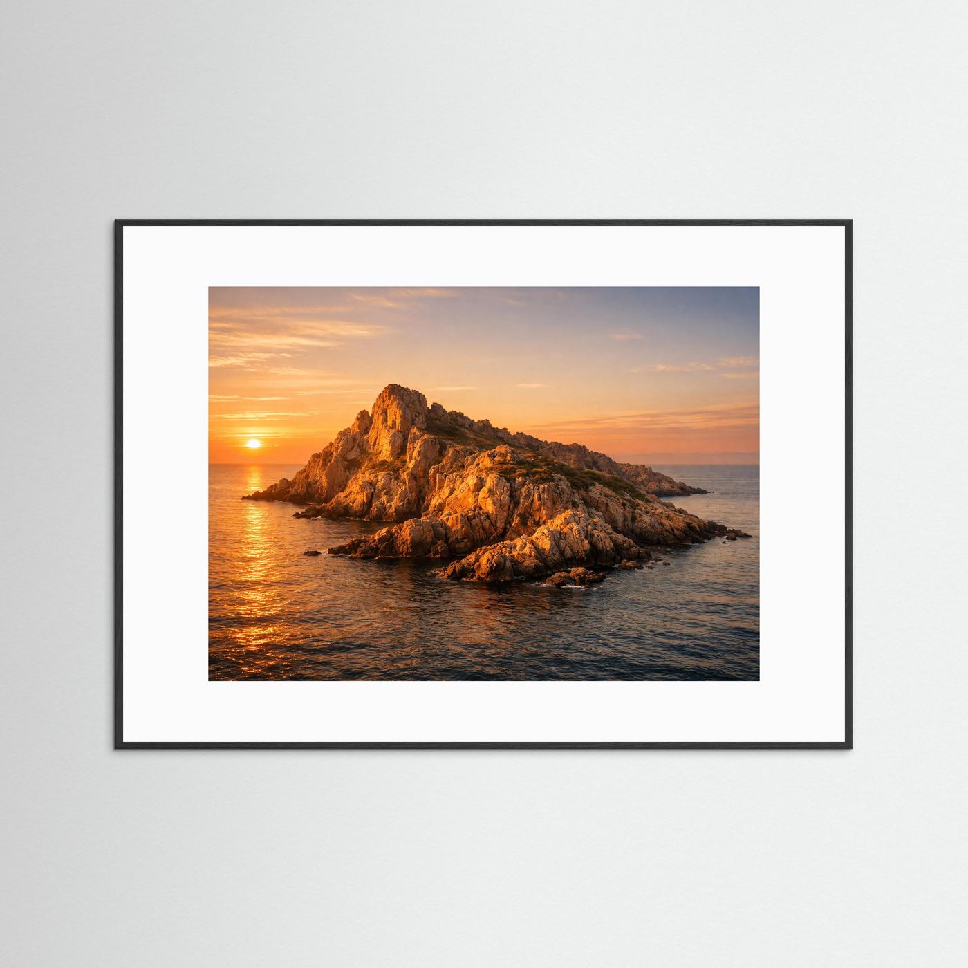 Goldene Felseninsel im Sonnenuntergang | Küsten- & Meeres-Panorama Poster Querformat