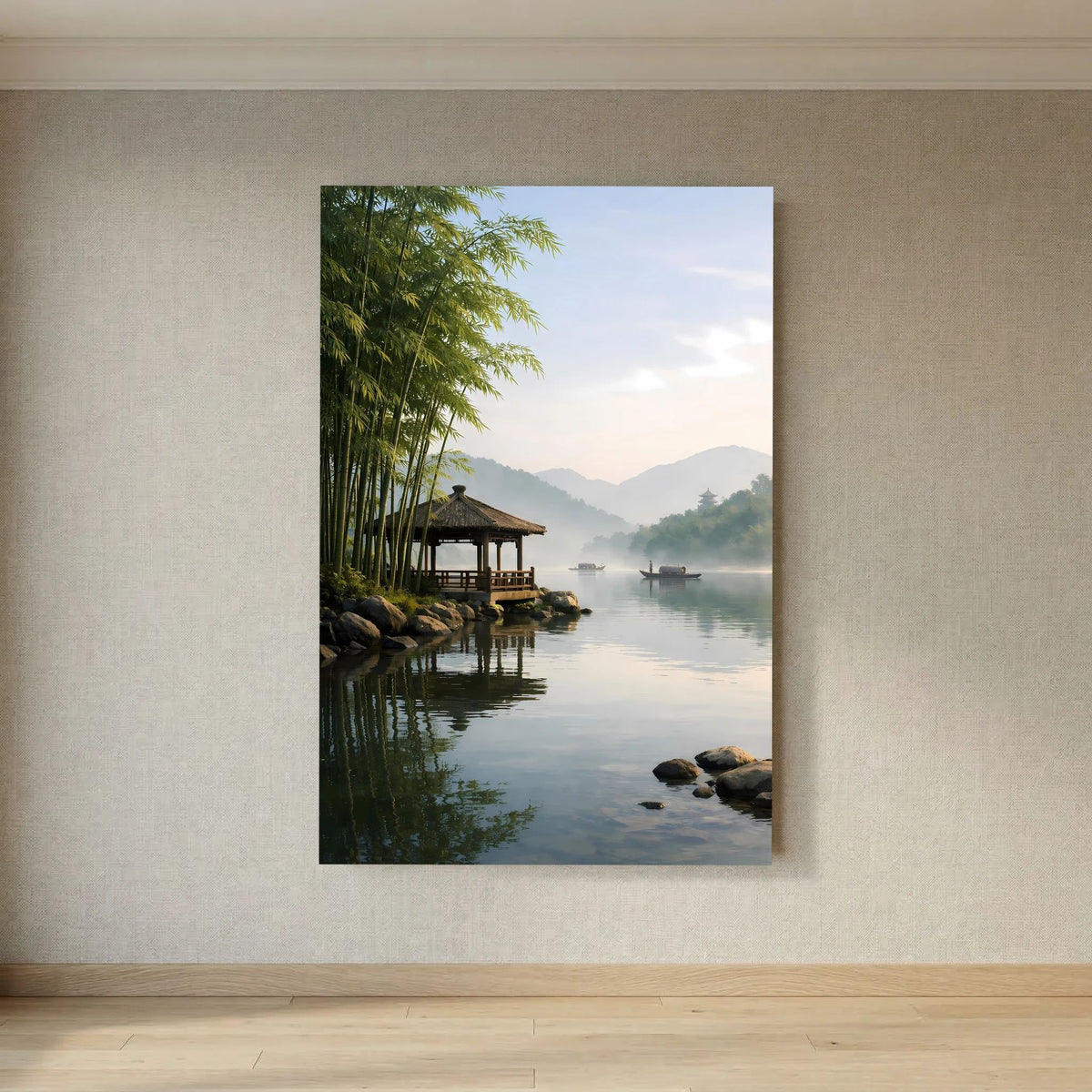 Hochformat-Wandbild mit Bambusfluss, Stegpavillon und ruhiger Wasseroberfläche
