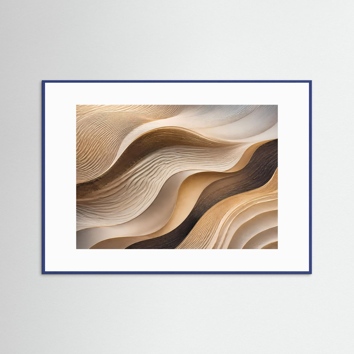 Gerahmte Wandkunst mit abstrakten Wellen in Beige und Gold, blauer Rahmen