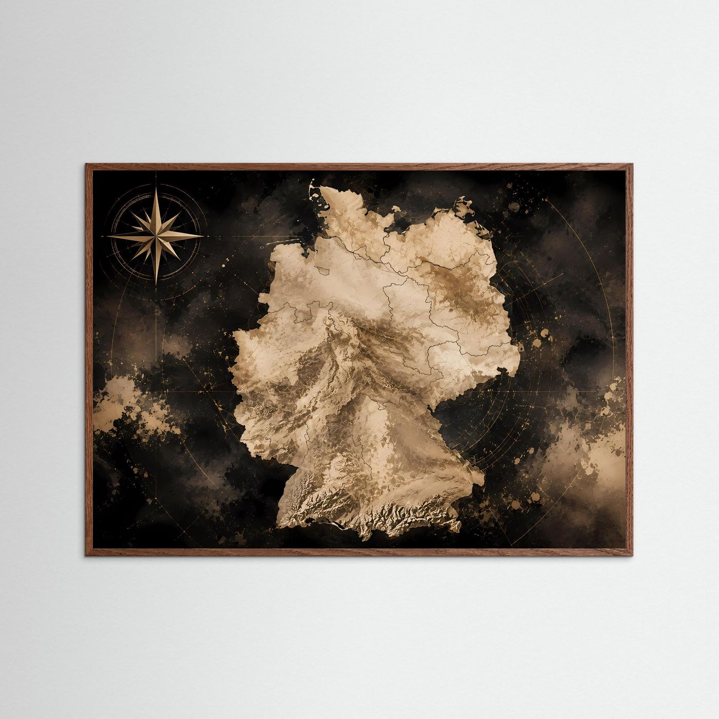 Poster Querformat mit Deutschlandkarte in Beige, Schwarz und Gold, Kompass-Zierelement links.