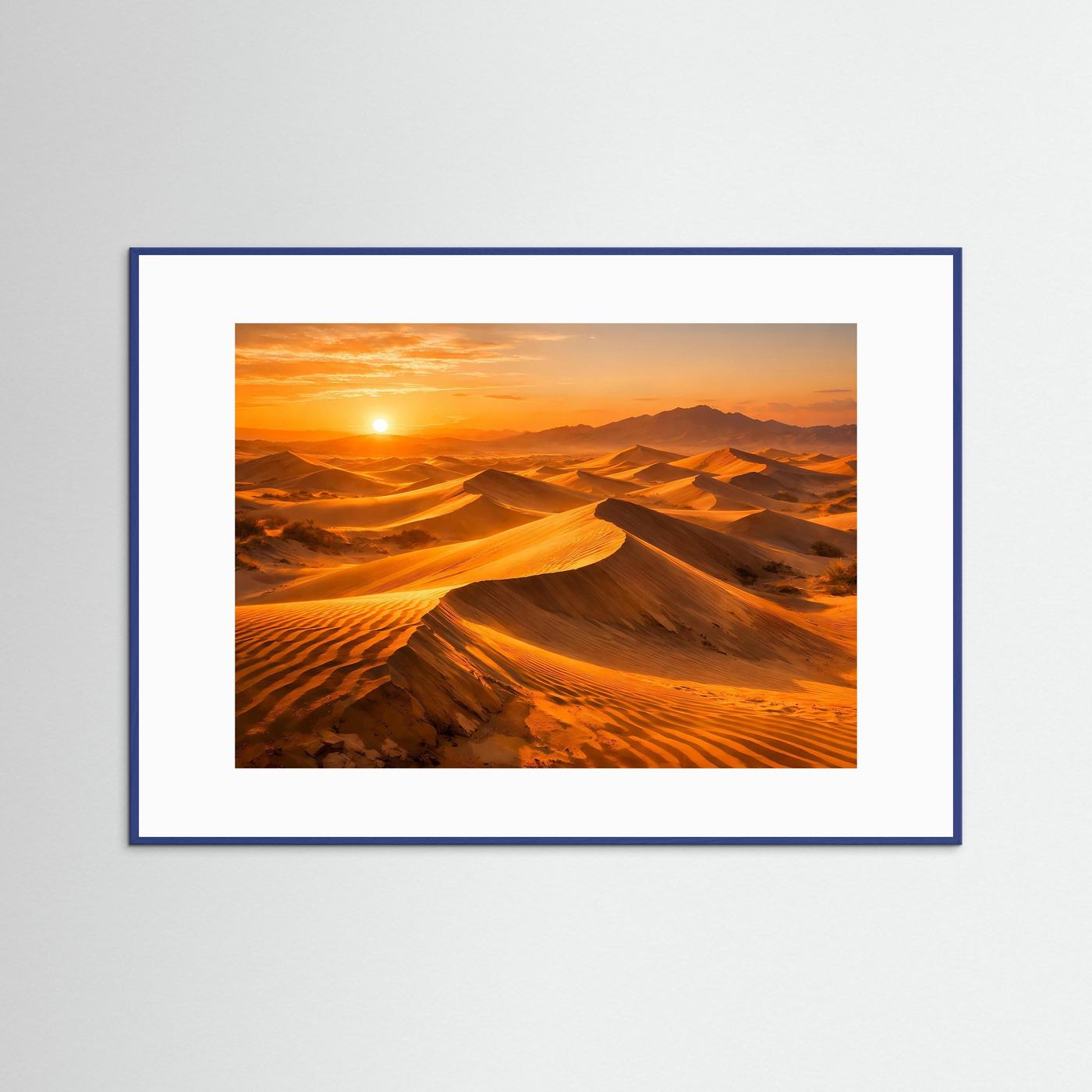 Wandbild-Poster mit Wüstenlandschaft im Abendlicht, blau eingefasst mit weißem Rand