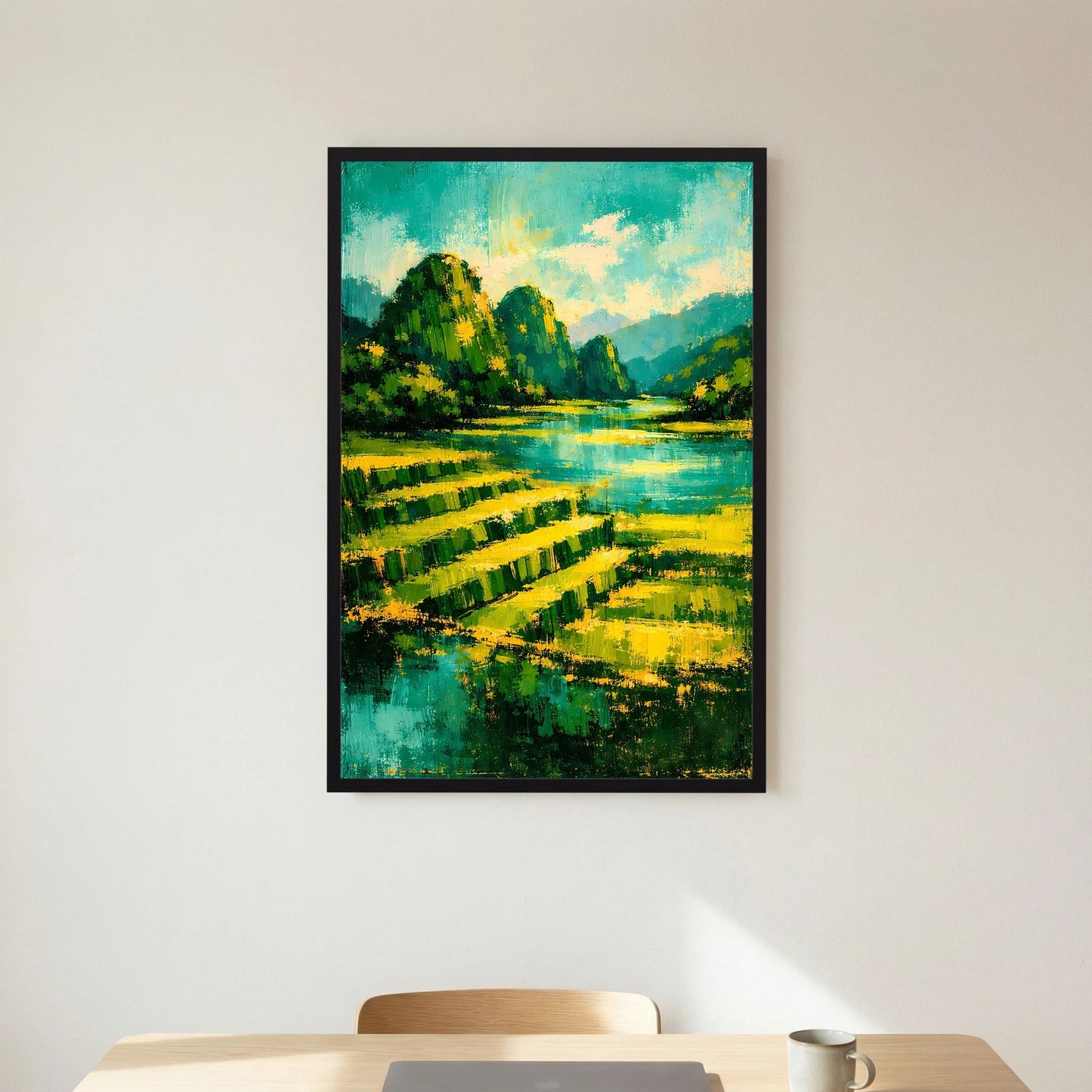 Hochformat-Poster mit abstraktem Fluss und Hügeln in Grün und Gold, schwarzer Rahmen.